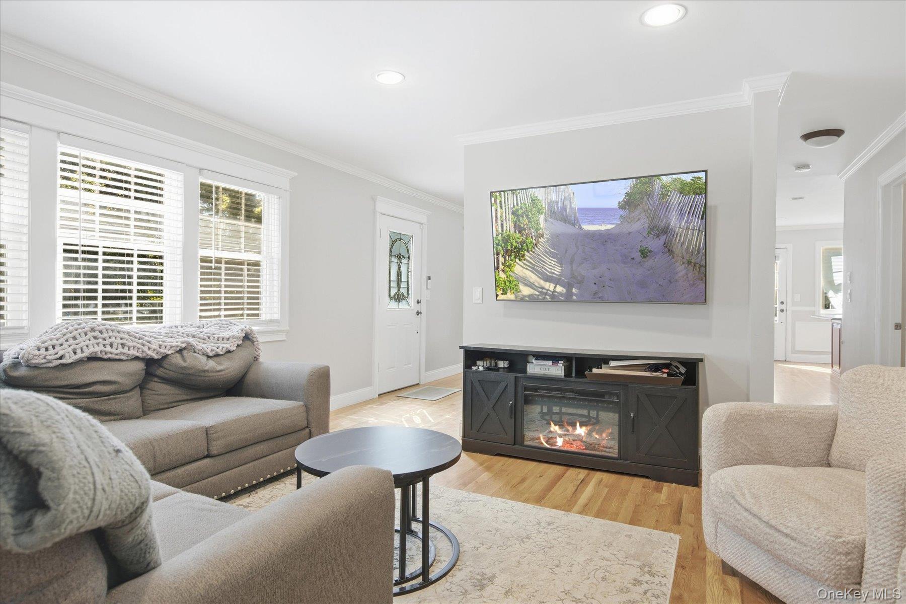 6 Hawk Road Property Photo 11