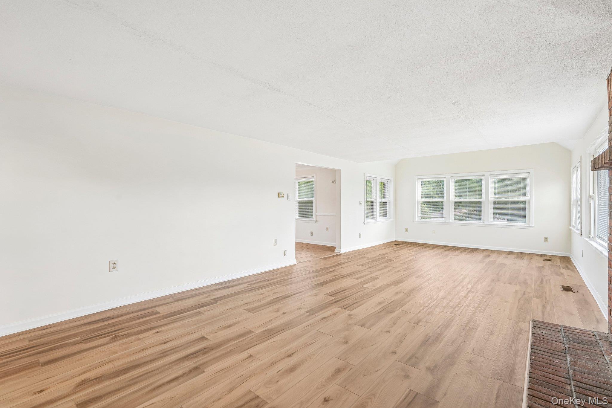 36 Route 17k Property Photo 7