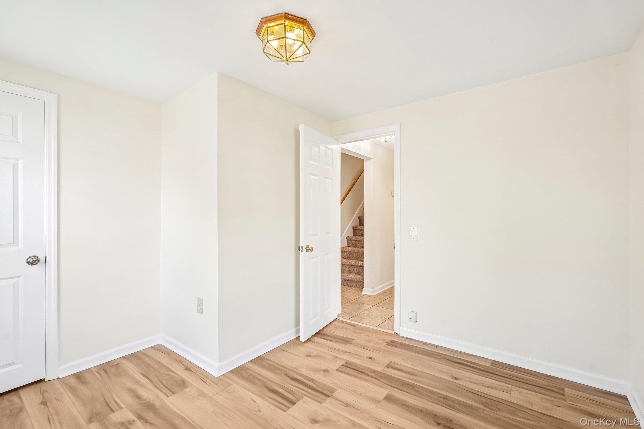 36 Route 17k Property Photo 11