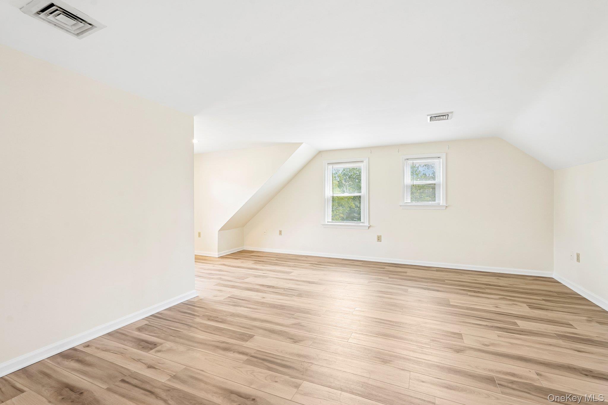 36 Route 17k Property Photo 15