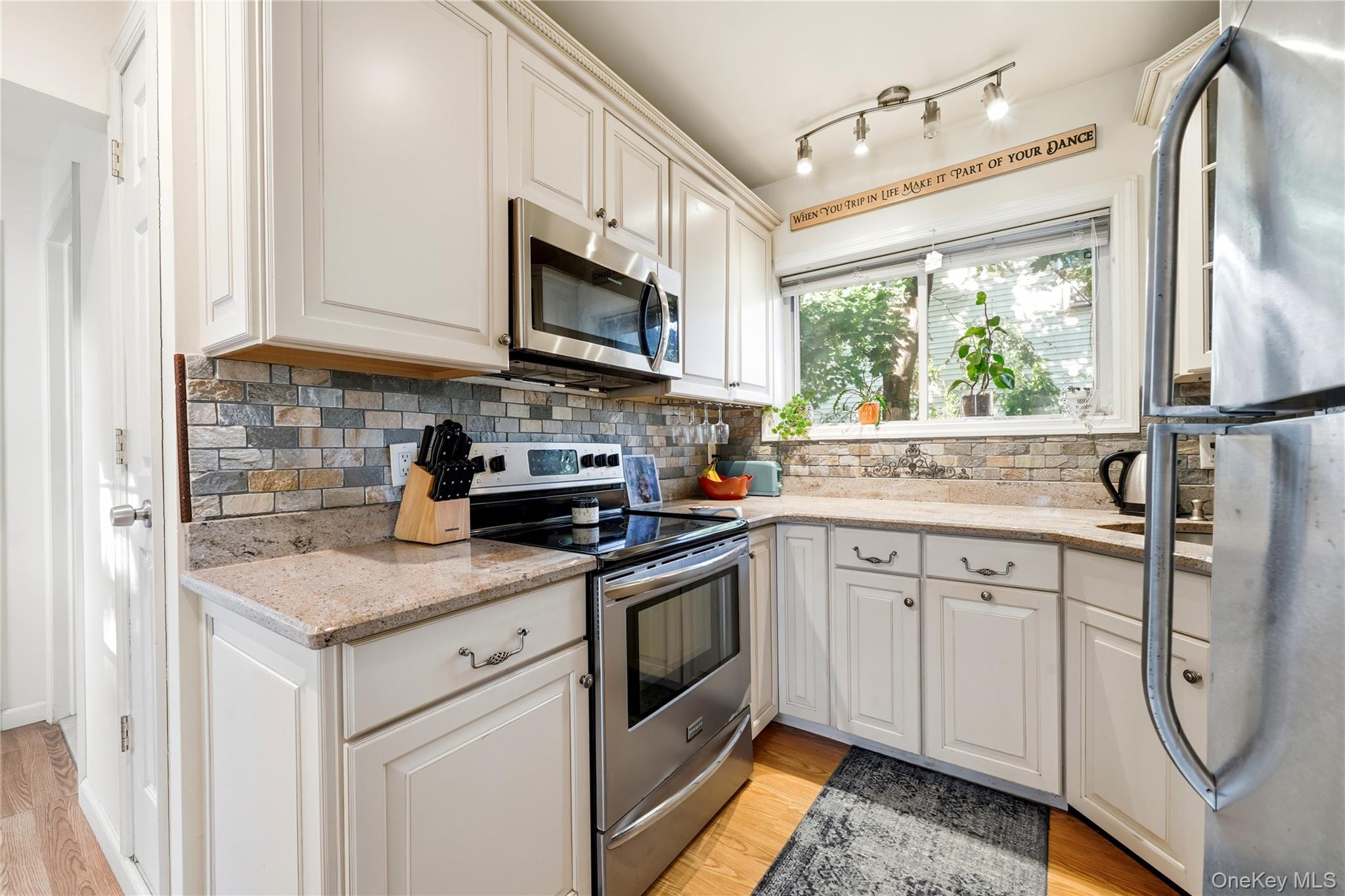 8 South Avenue Property Photo 9