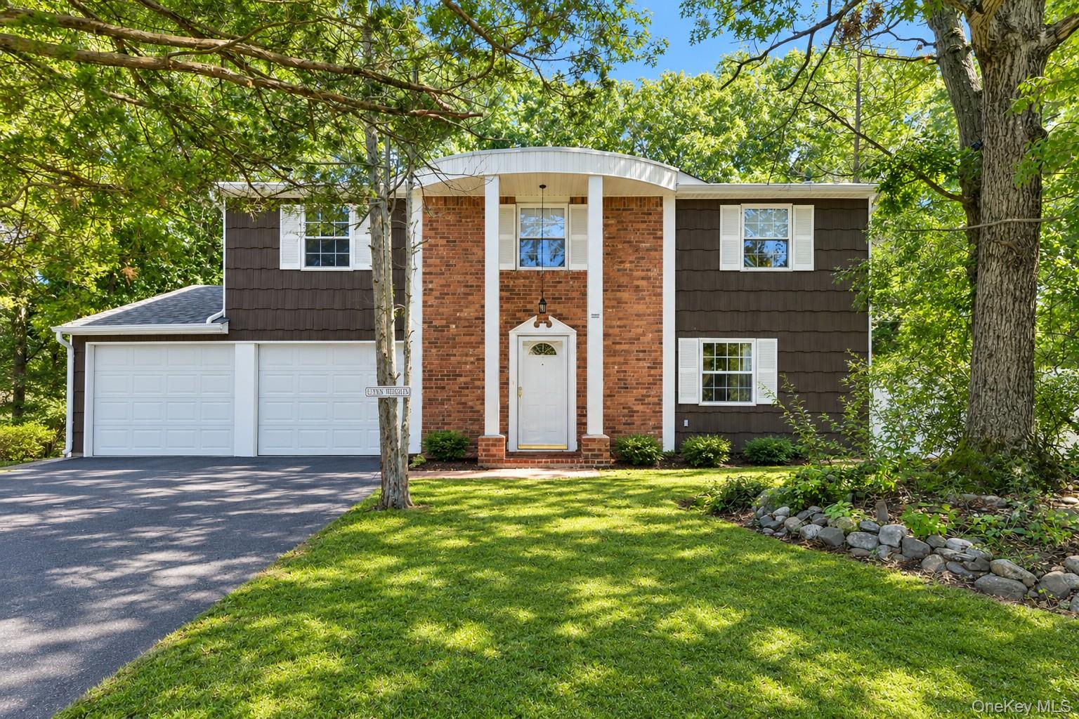25 Beach Avenue