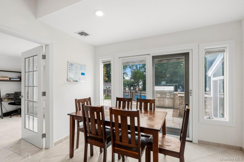 135 Hickman Street Property Photo 8