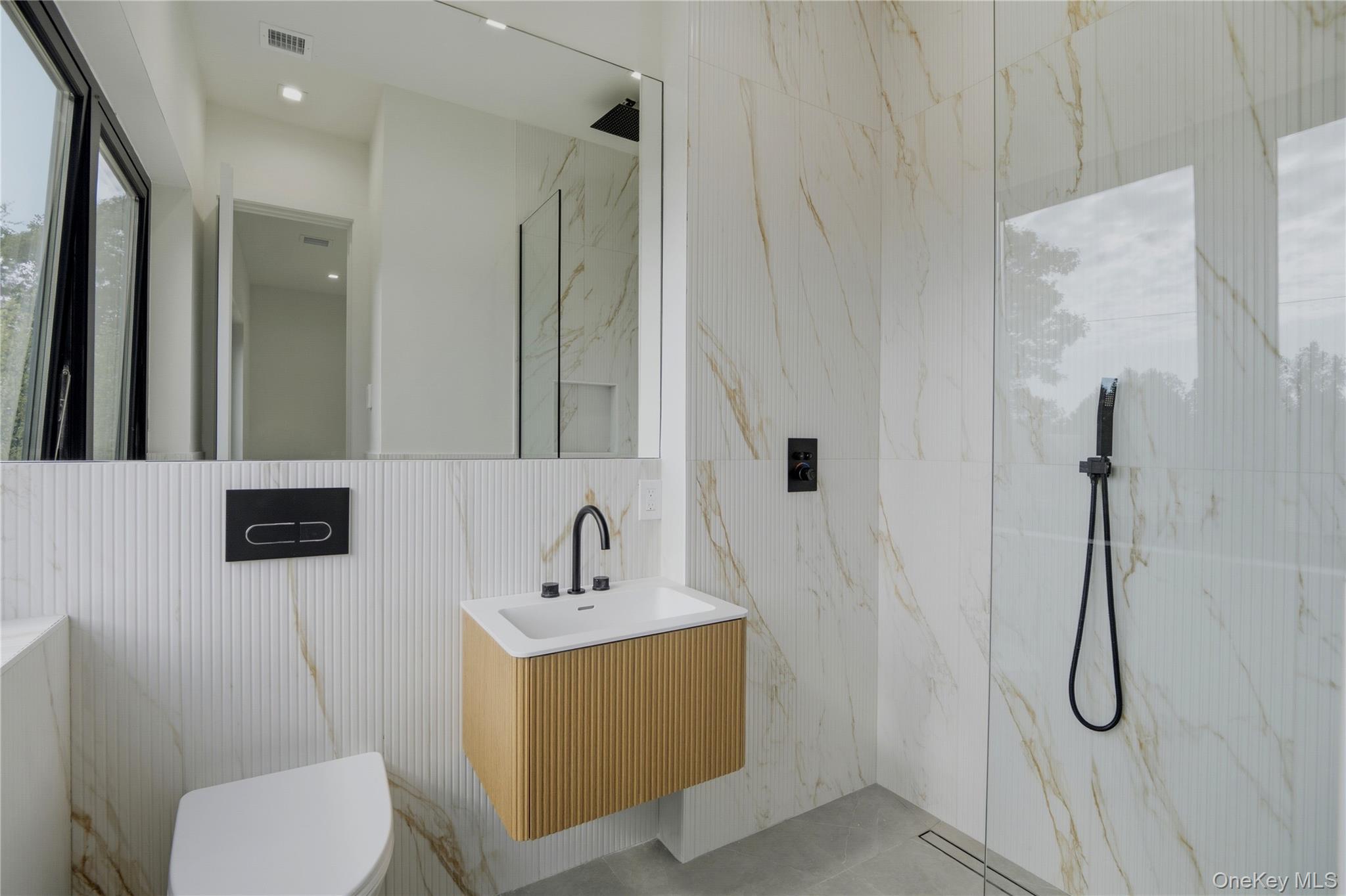 4 Linden Lane Property Photo 25