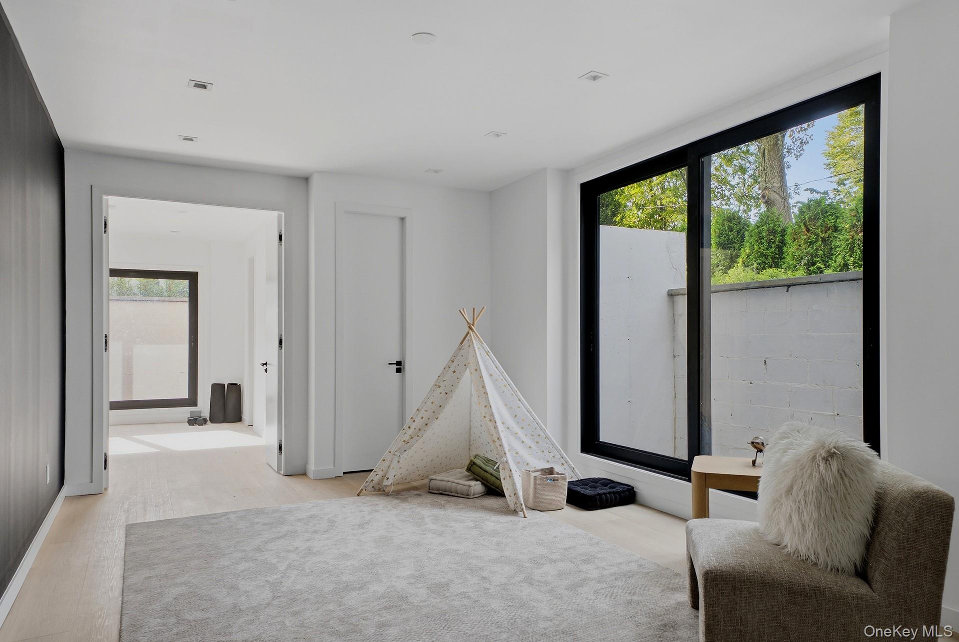 4 Linden Lane Property Photo 27