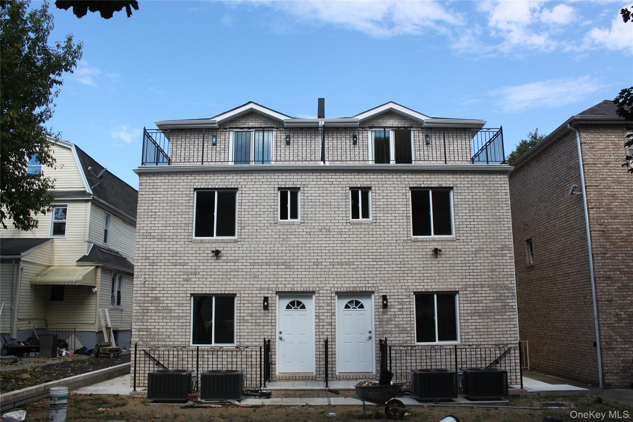 14518 106th Avenue Property Photo 5