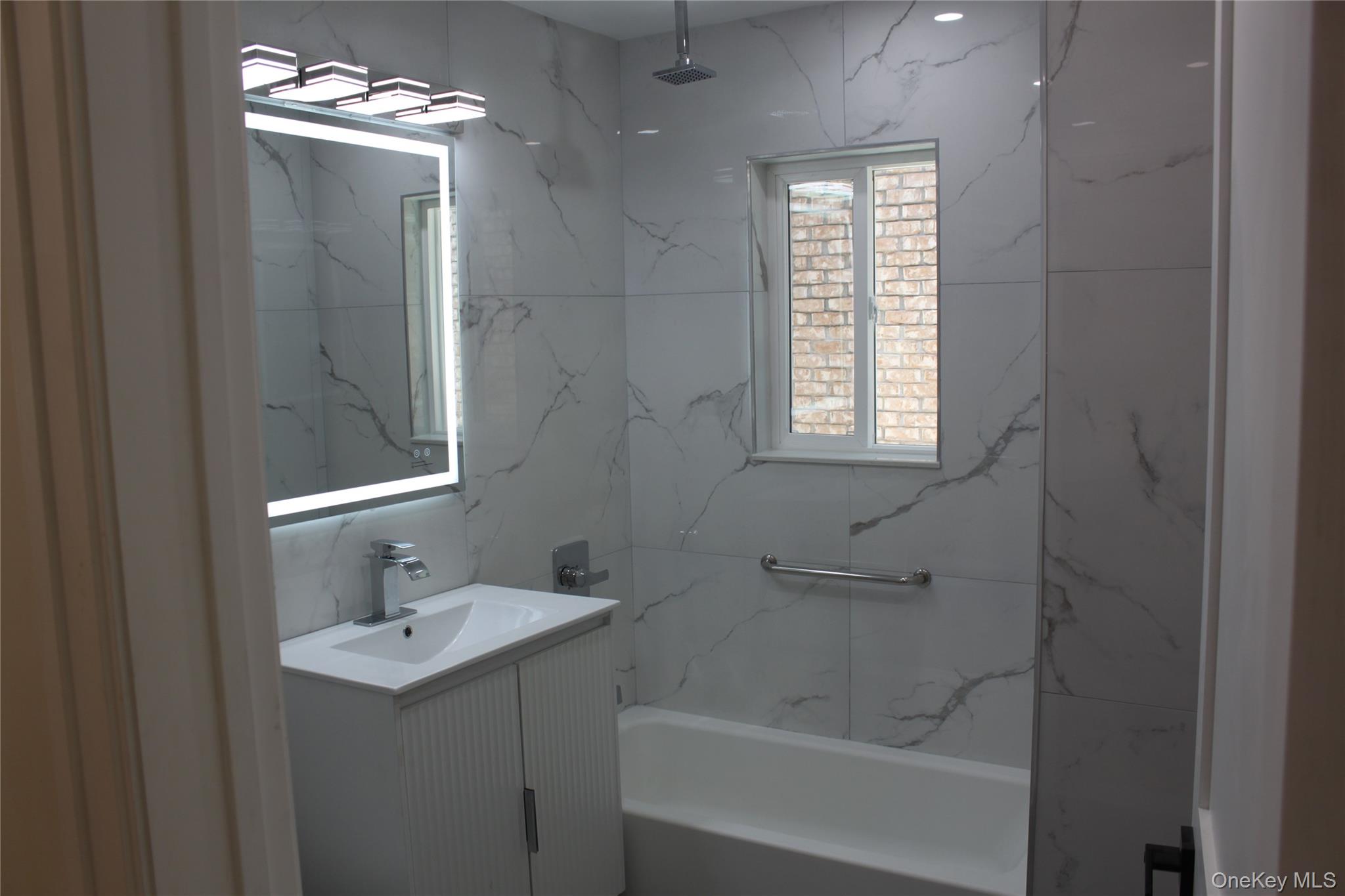 14518 106th Avenue Property Photo 6