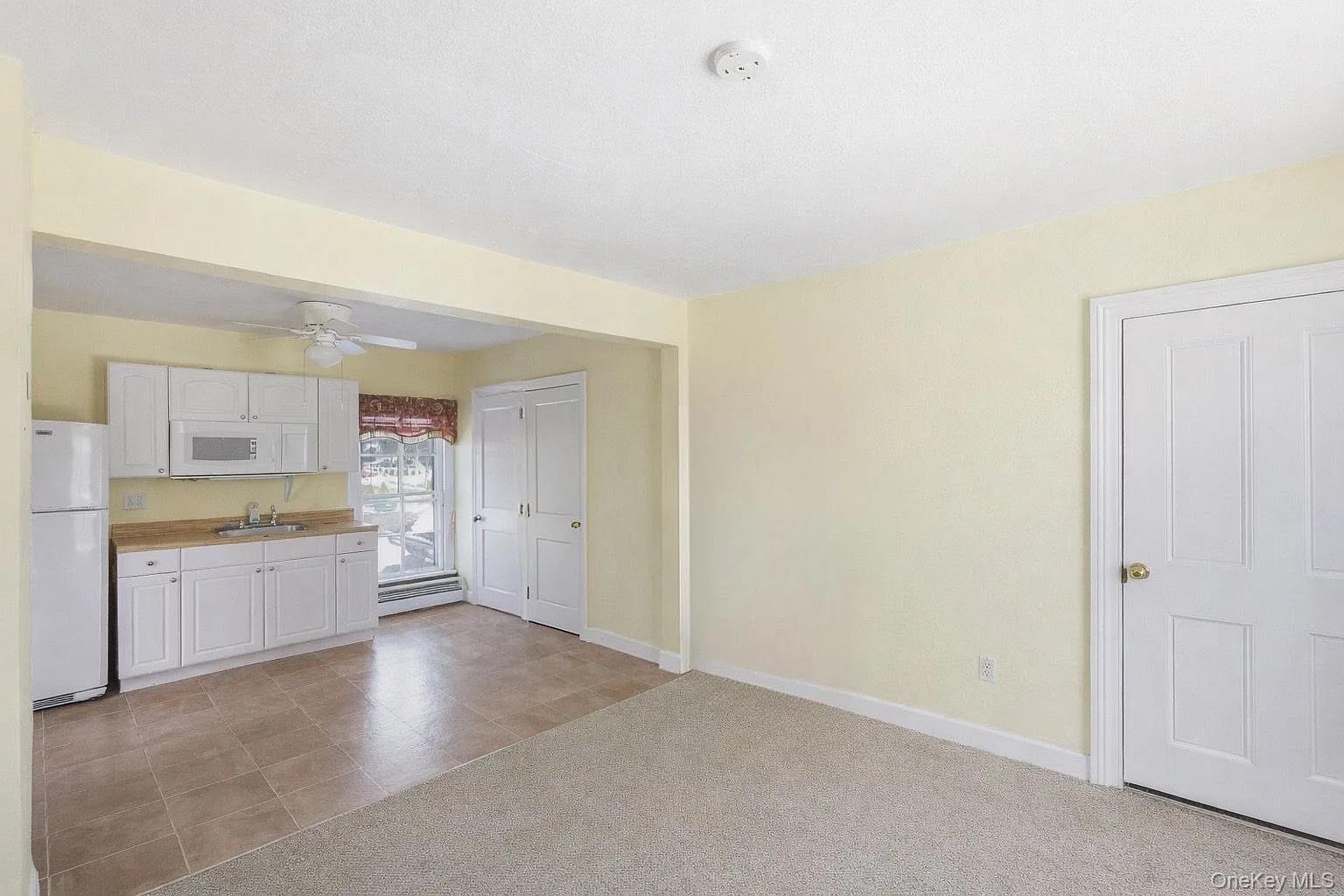 247 Main Street Property Photo 3