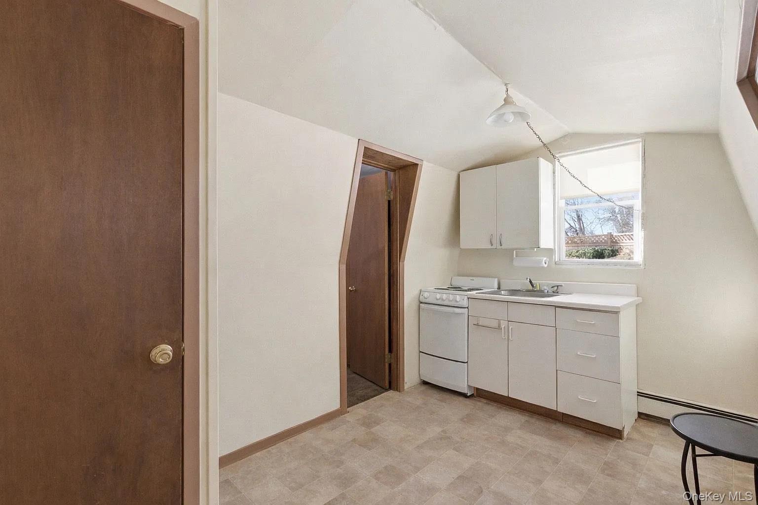 247 Main Street Property Photo 10