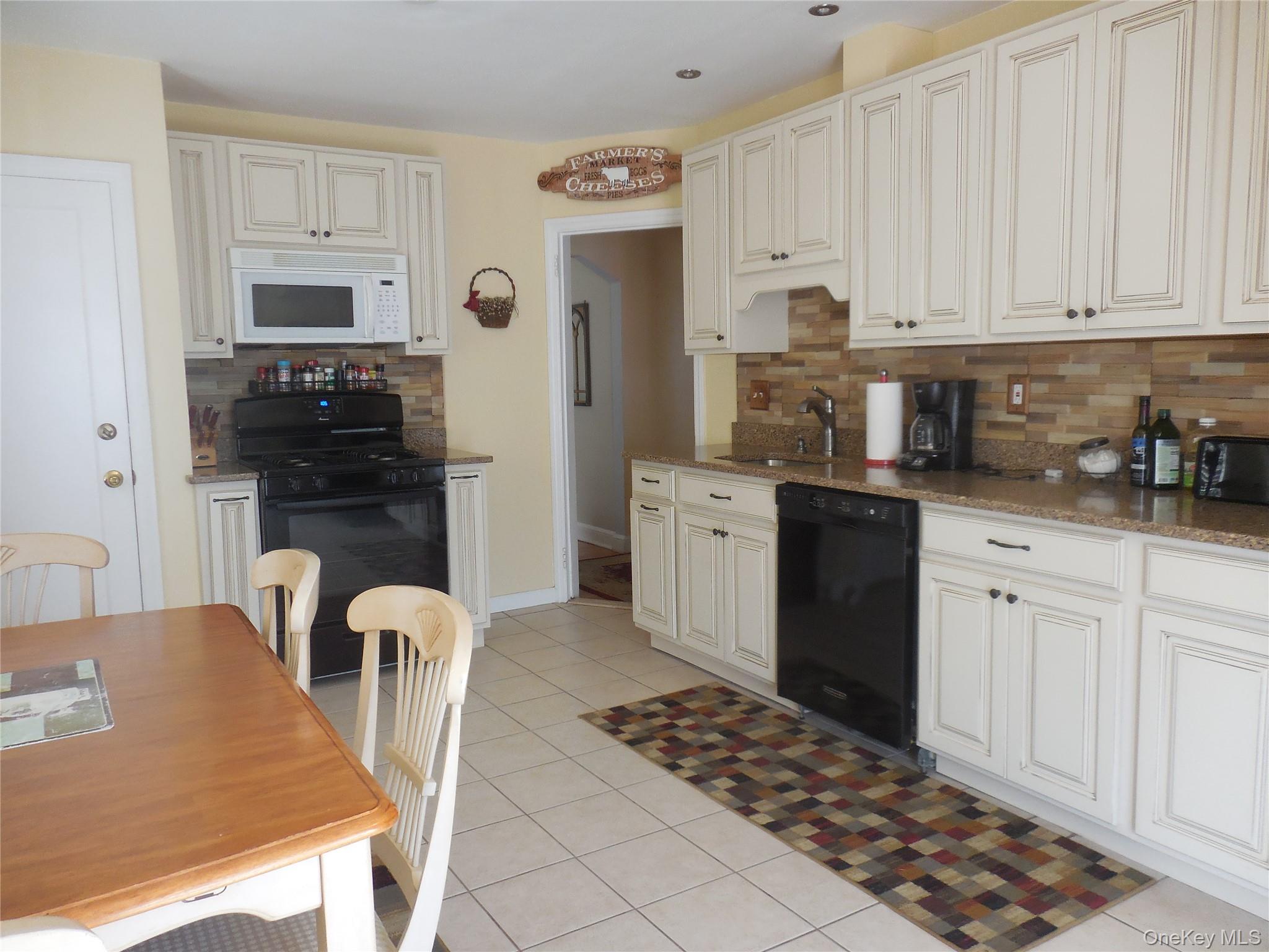 149 Rule Street Property Photo 5