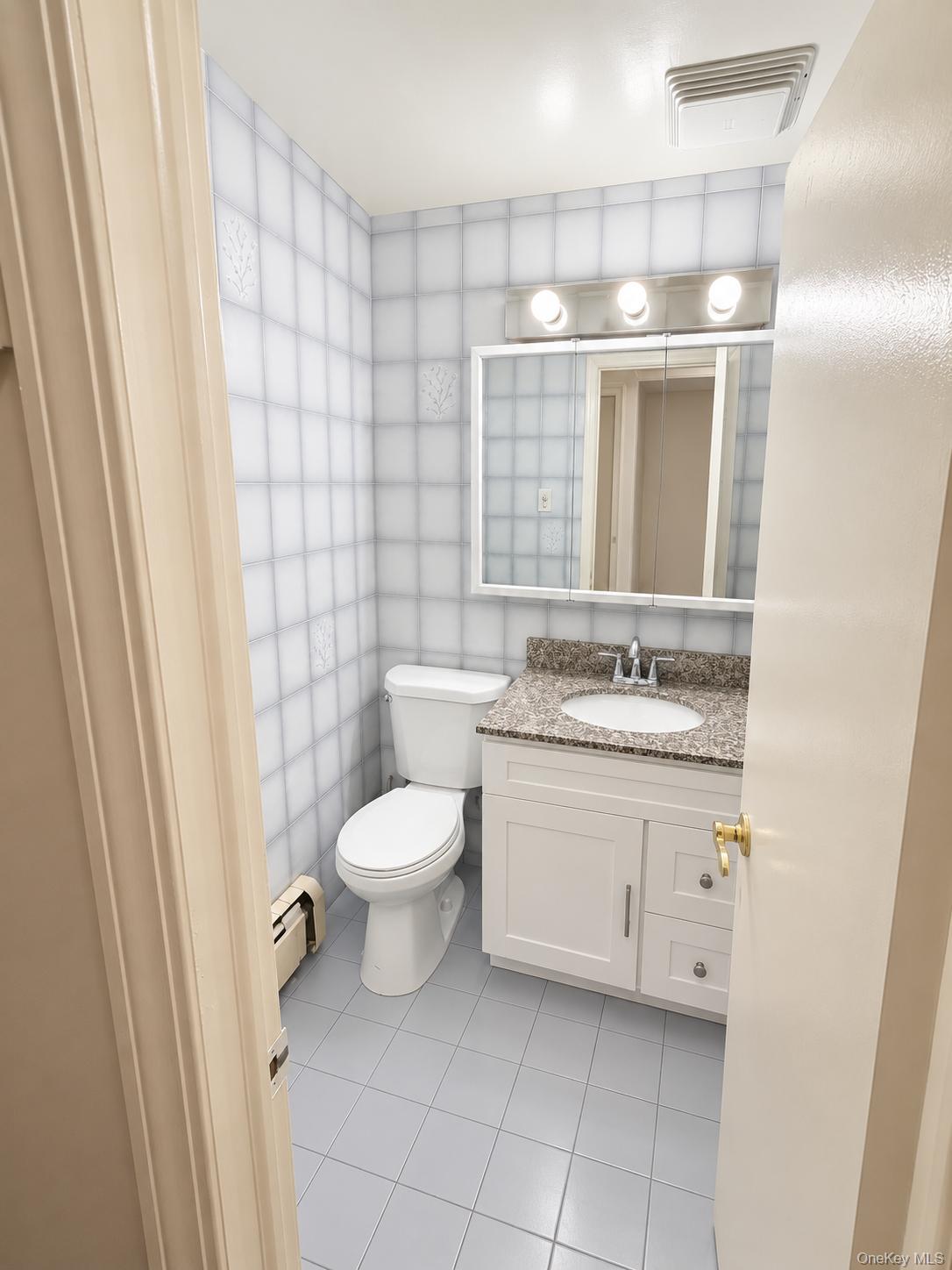 9122 Sutter Avenue Property Photo 9