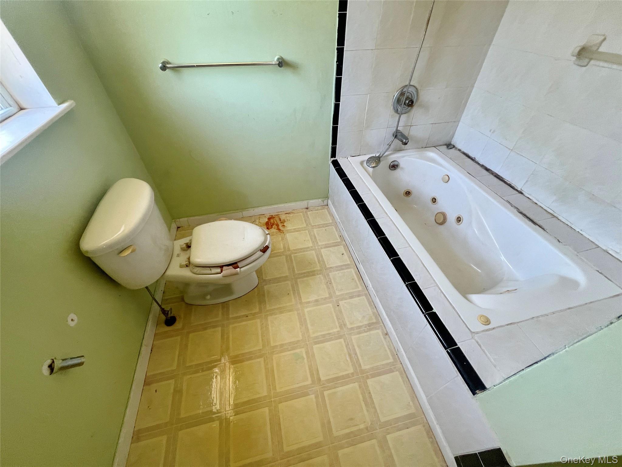 64 Enright Lane Property Photo 9