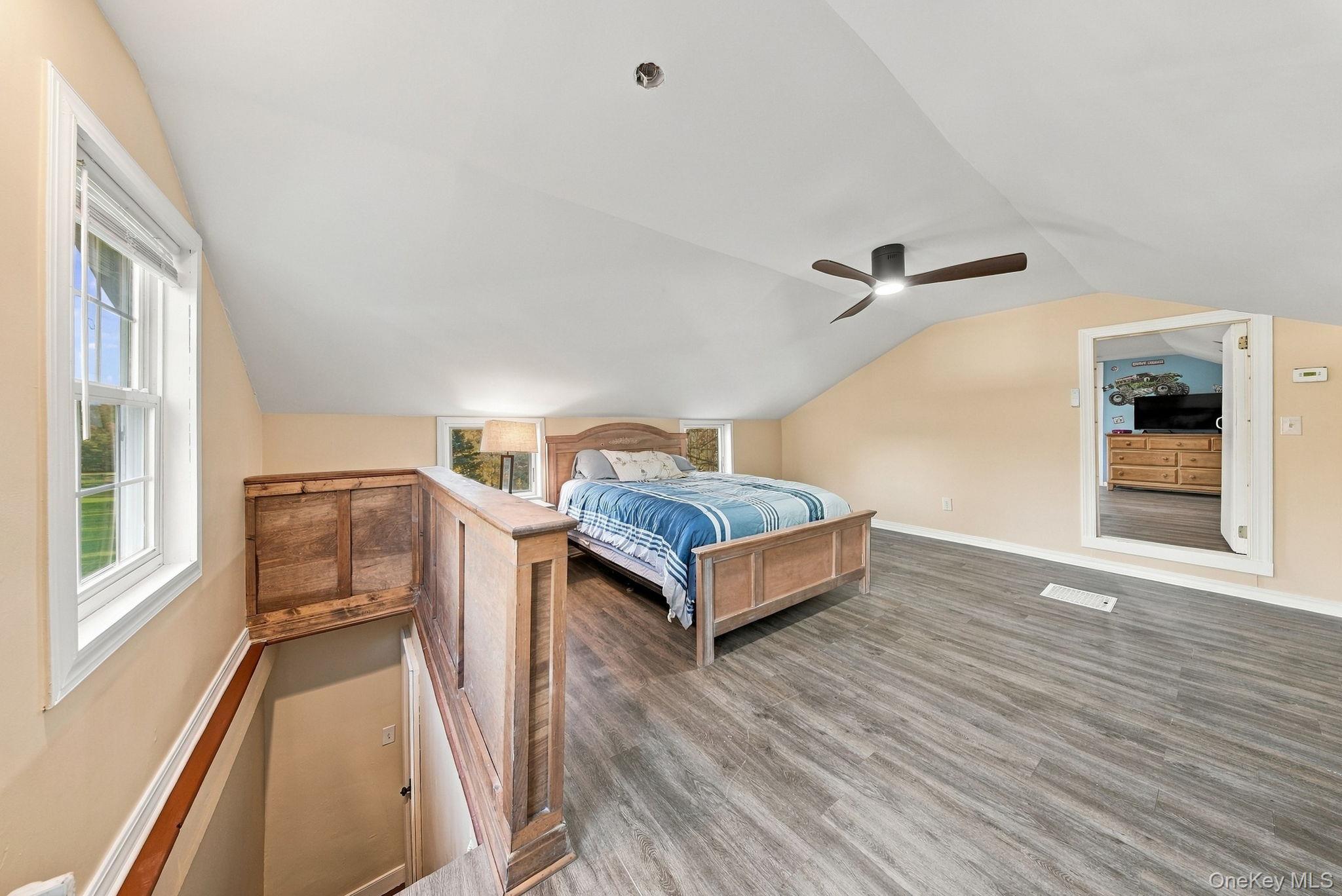 1053 Burlingham Road Property Photo 32