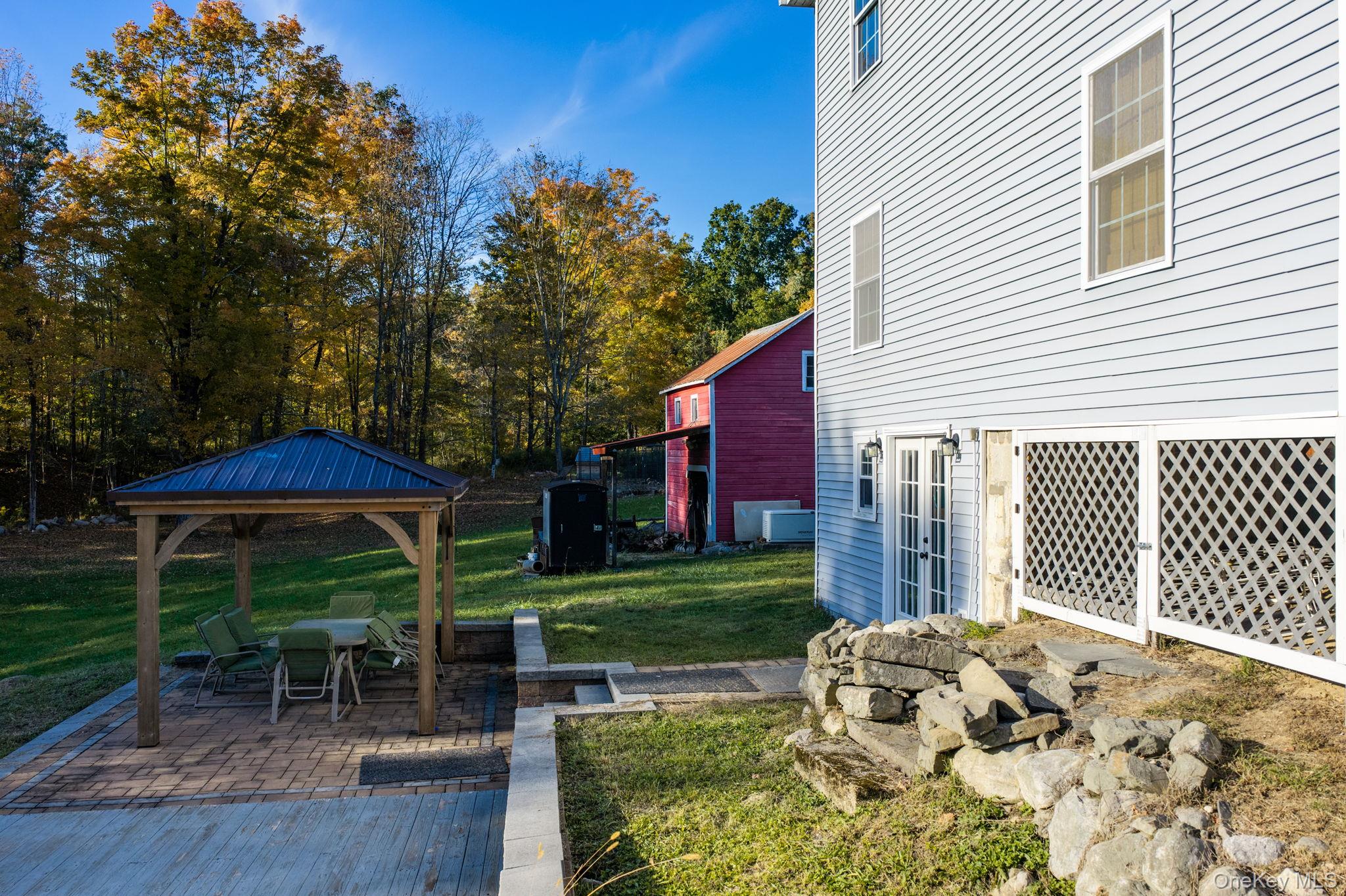 1053 Burlingham Road Property Photo 35
