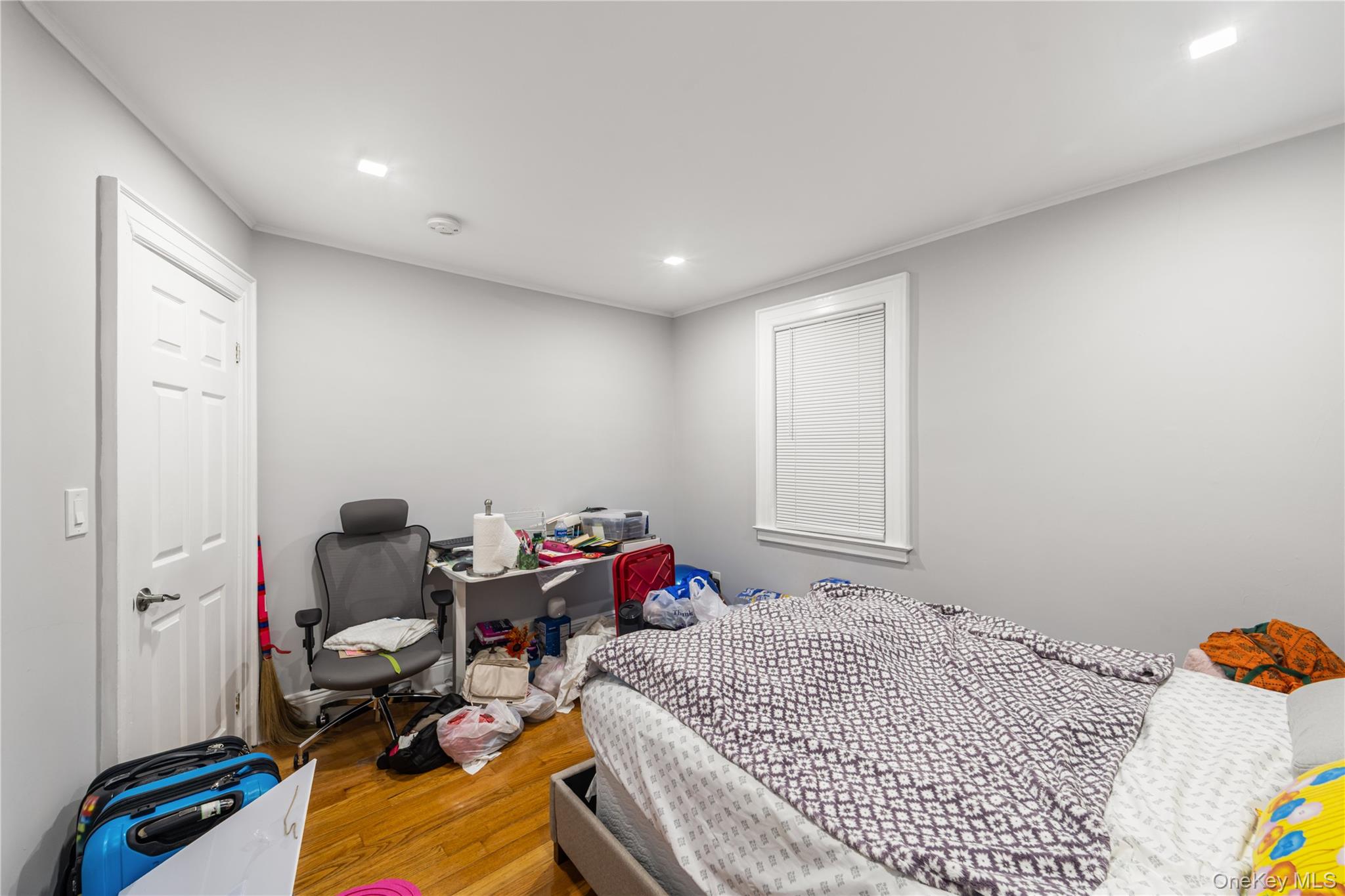 8 Rolling Street Property Photo 17