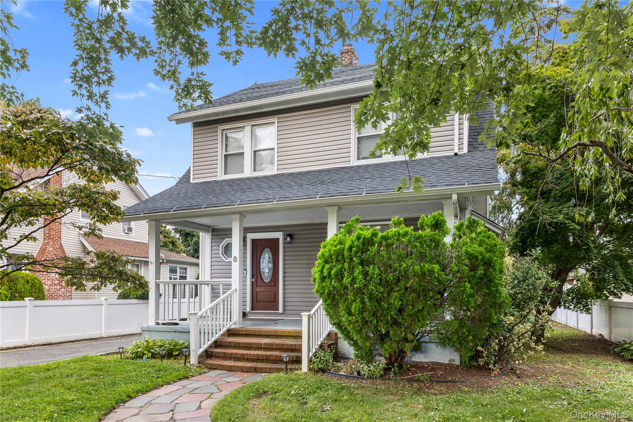 8 Rolling Street Property Photo 19