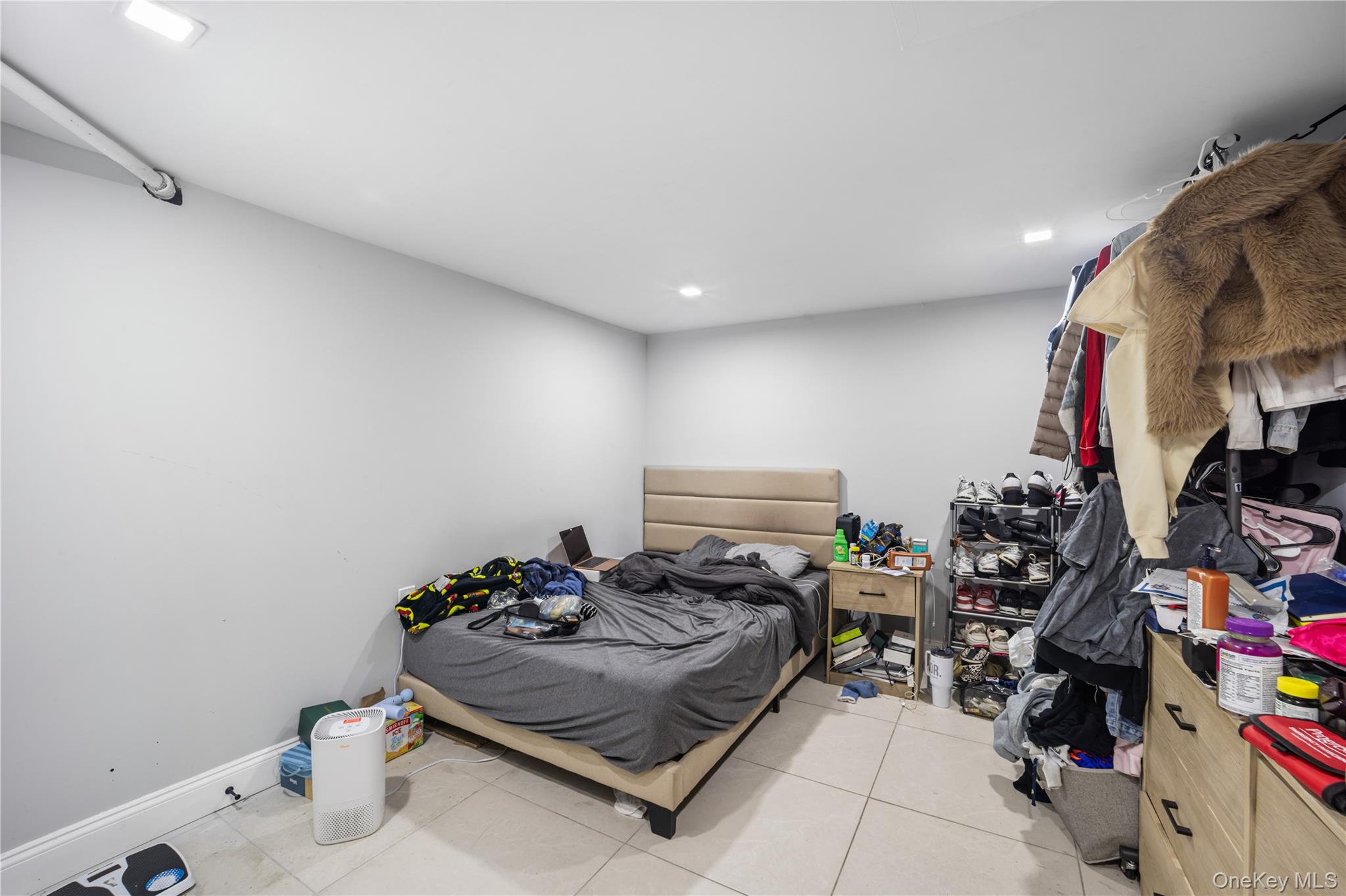 8 Rolling Street Property Photo 20