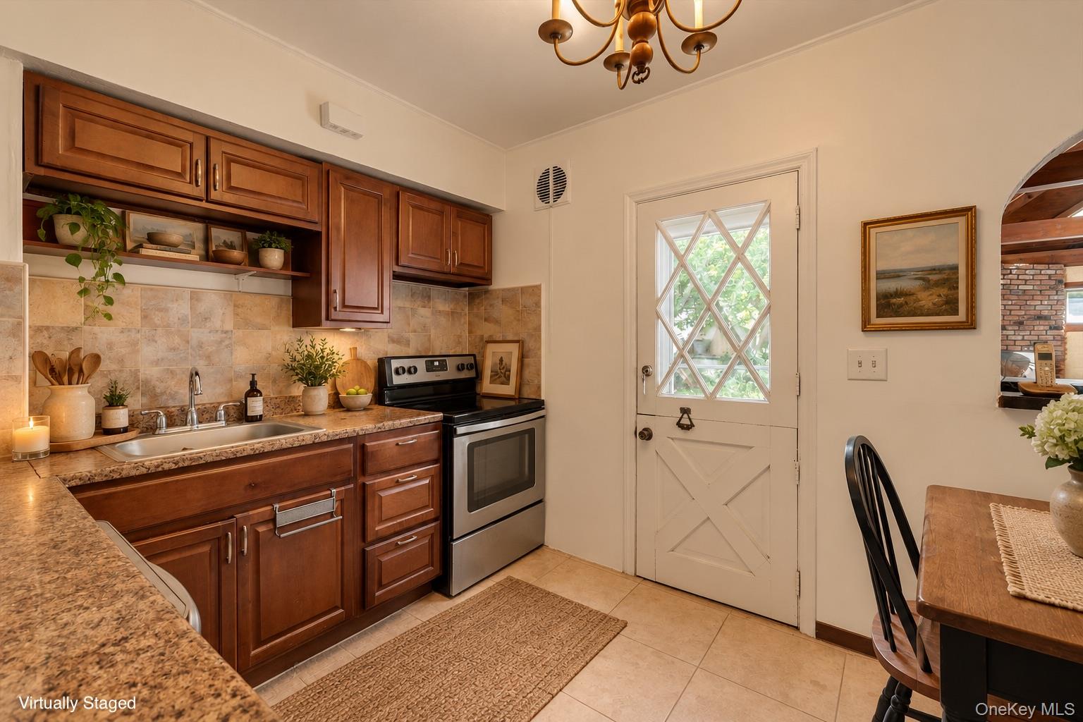 364 E State Street Property Photo 17
