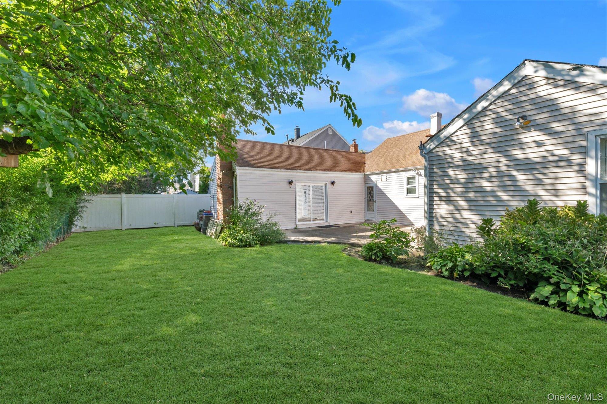 364 E State Street Property Photo 41