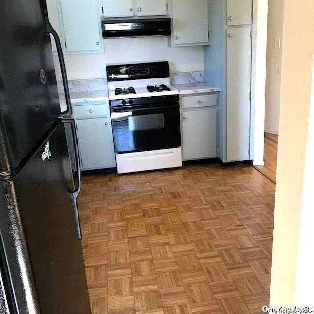212-01 41 Avenue Property Photo 5