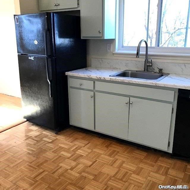 212-01 41 Avenue Property Photo 6