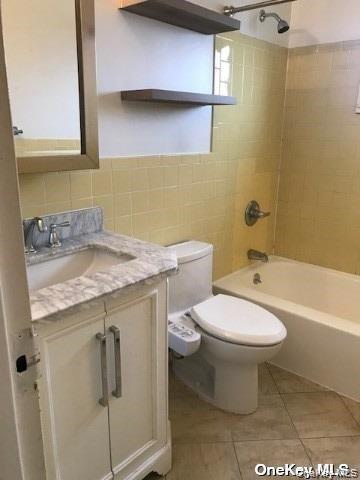 212-01 41 Avenue Property Photo 9