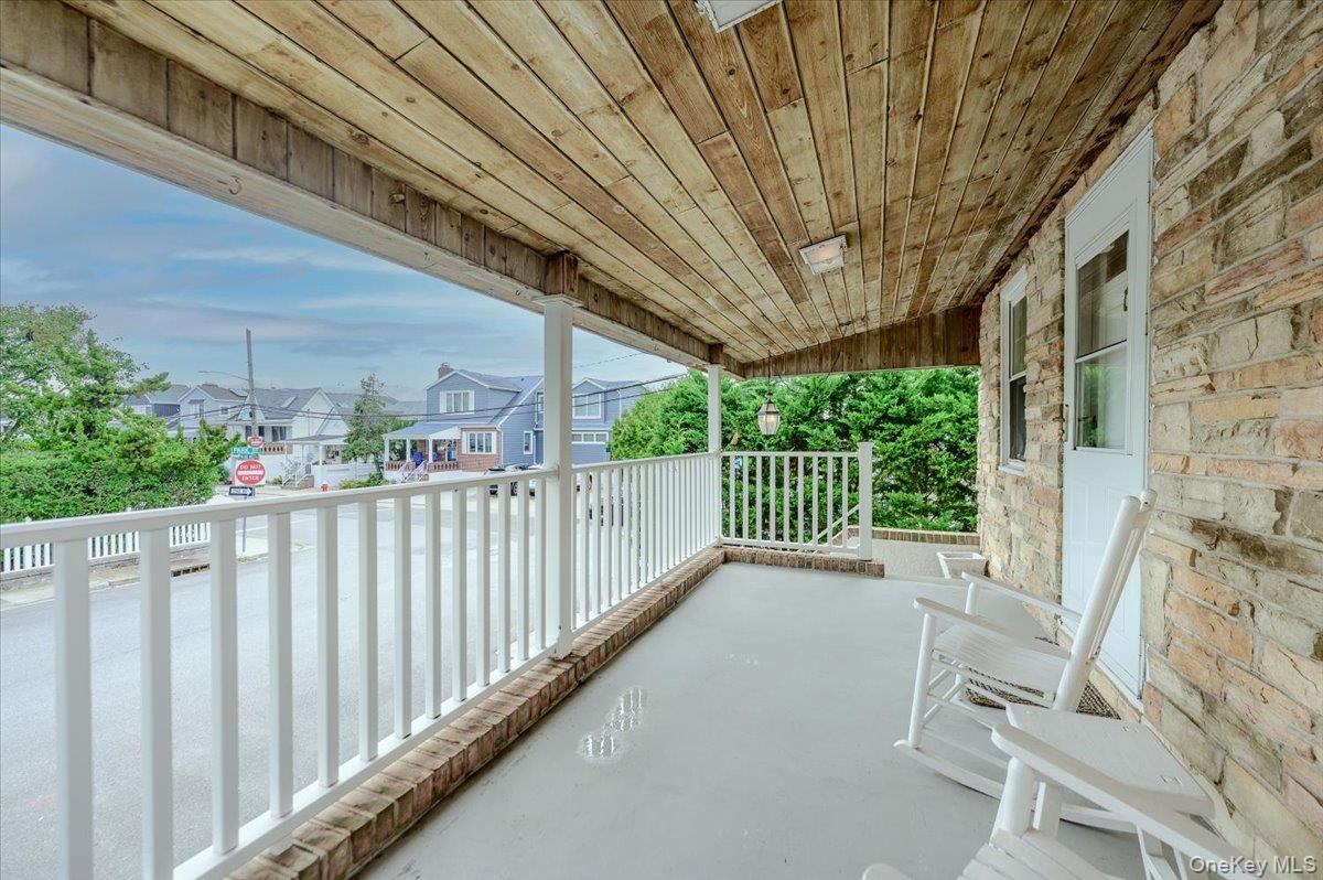 1170 W Park Street Property Photo 3