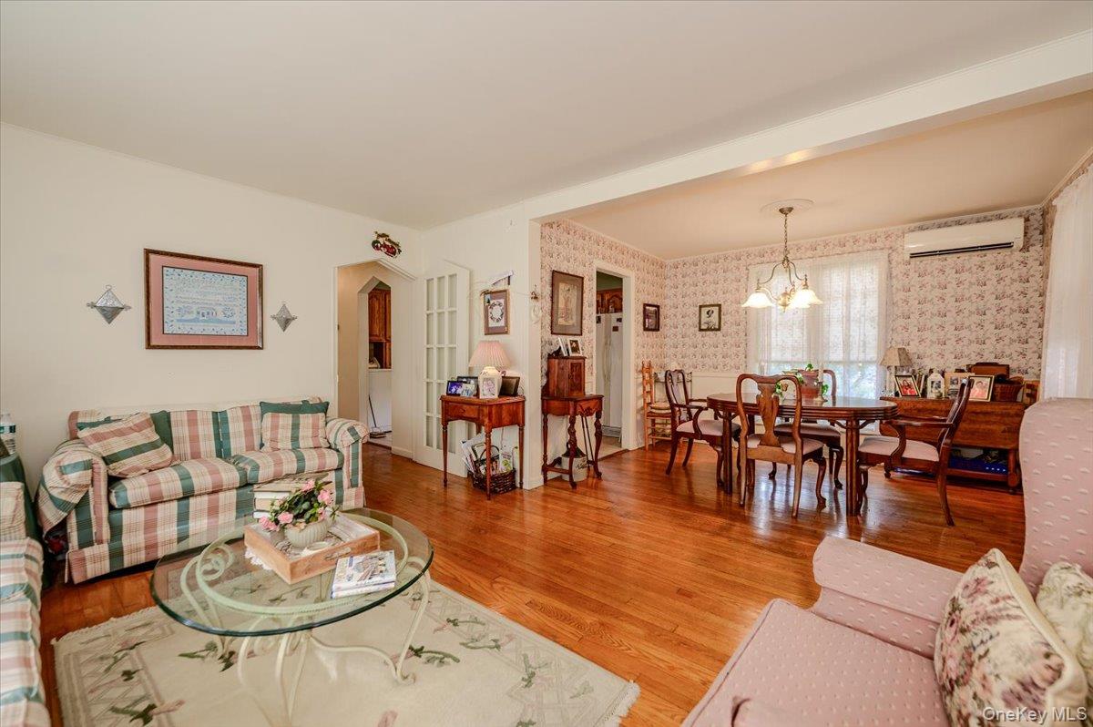 1170 W Park Street Property Photo 4