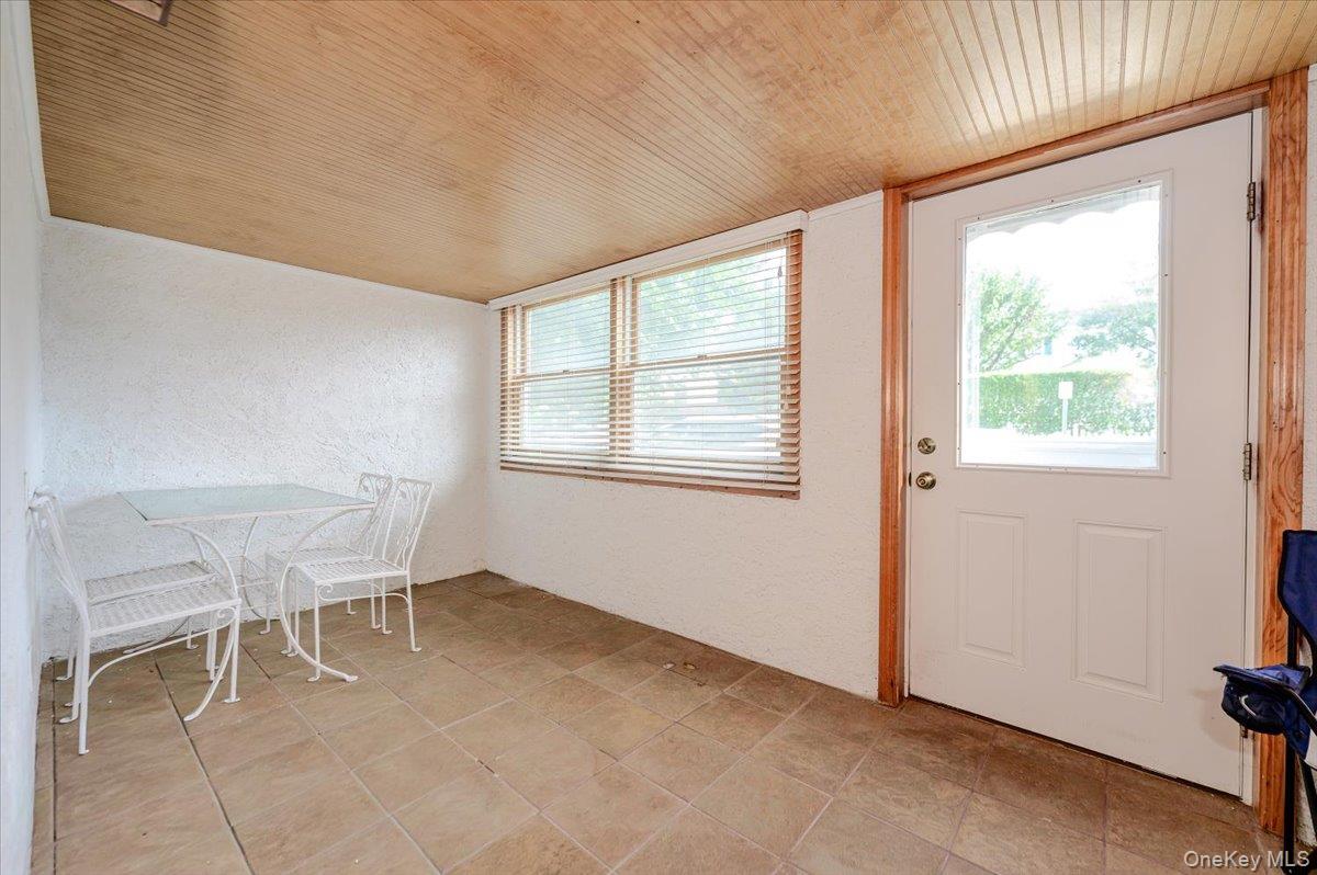 1170 W Park Street Property Photo 21