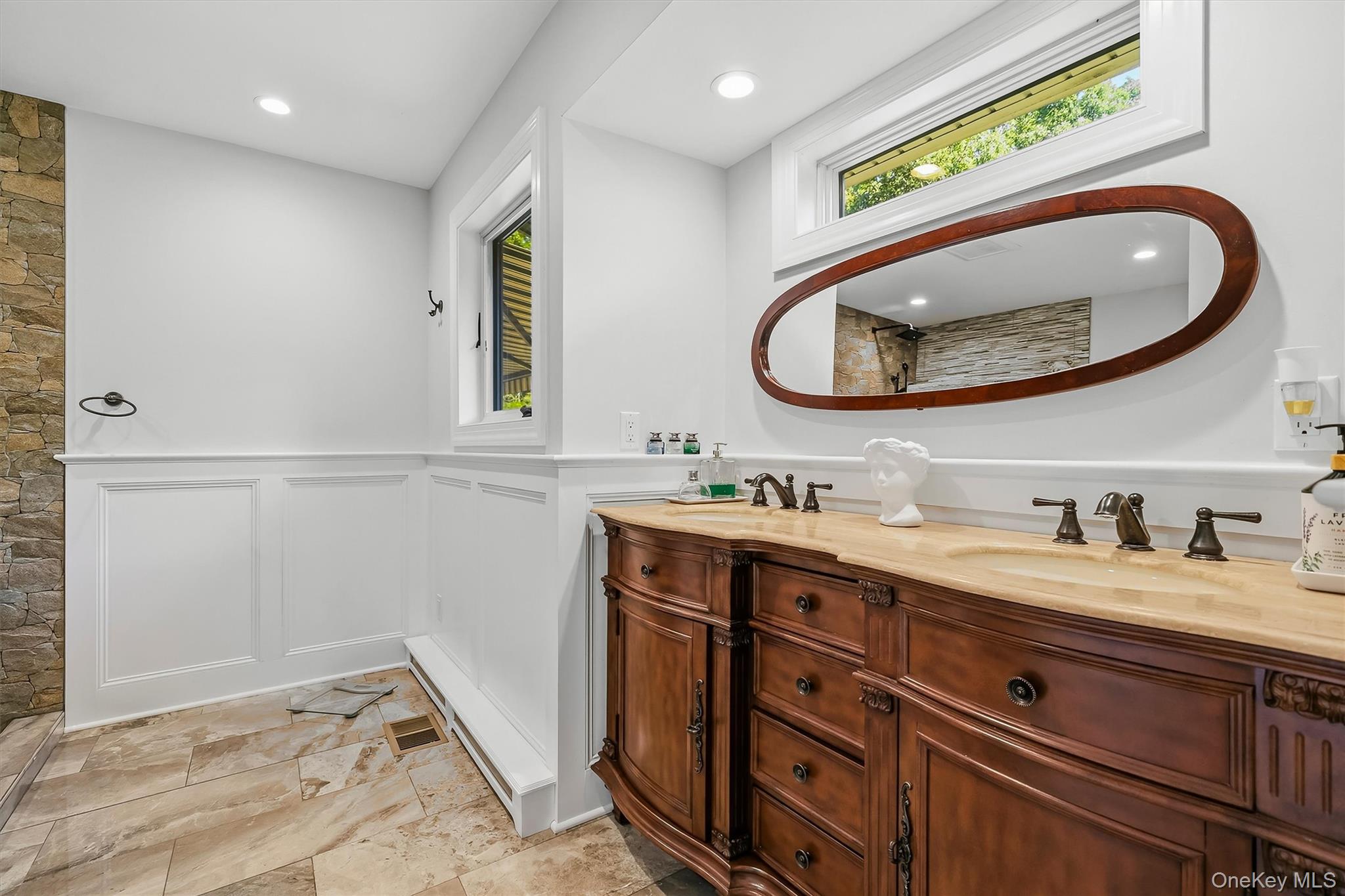 12 Whitefield Avenue Property Photo 36