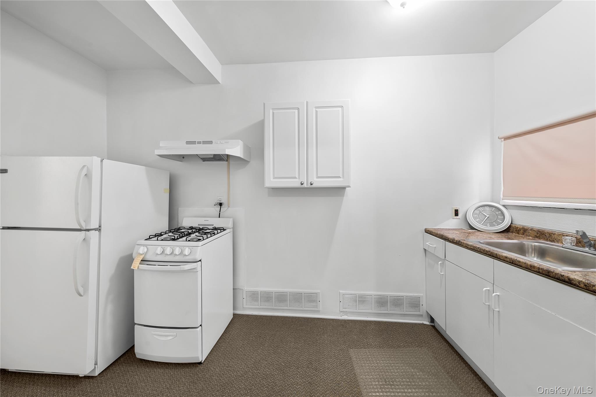 120 N Ocean Avenue Property Photo 31