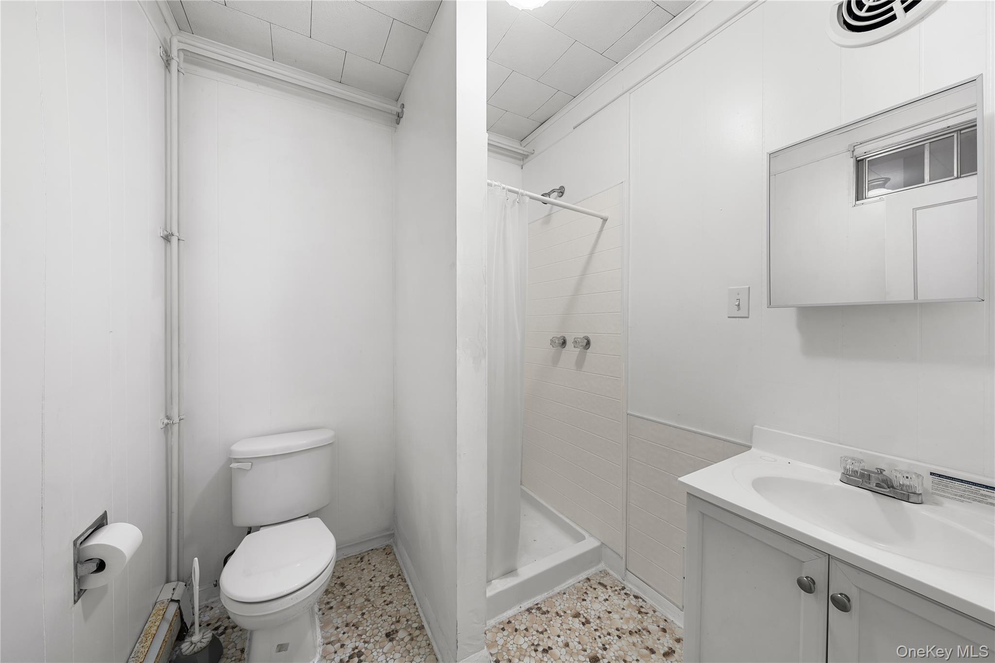 120 N Ocean Avenue Property Photo 32