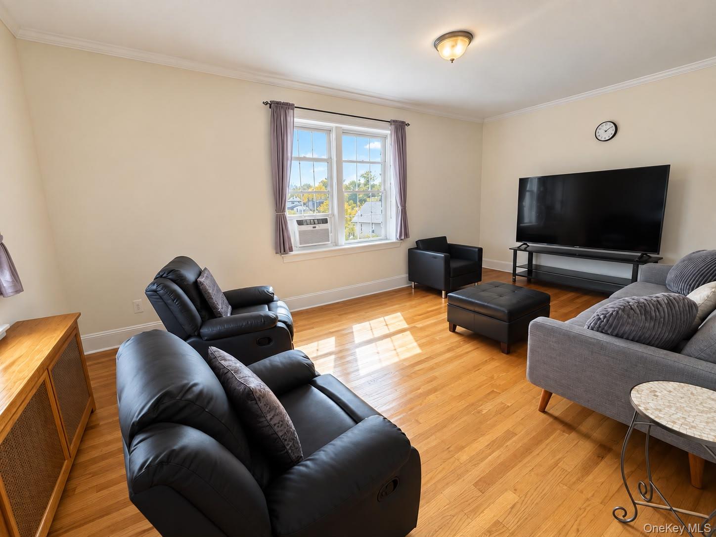 40 E Birch Street Apt 4d Property Photo 6