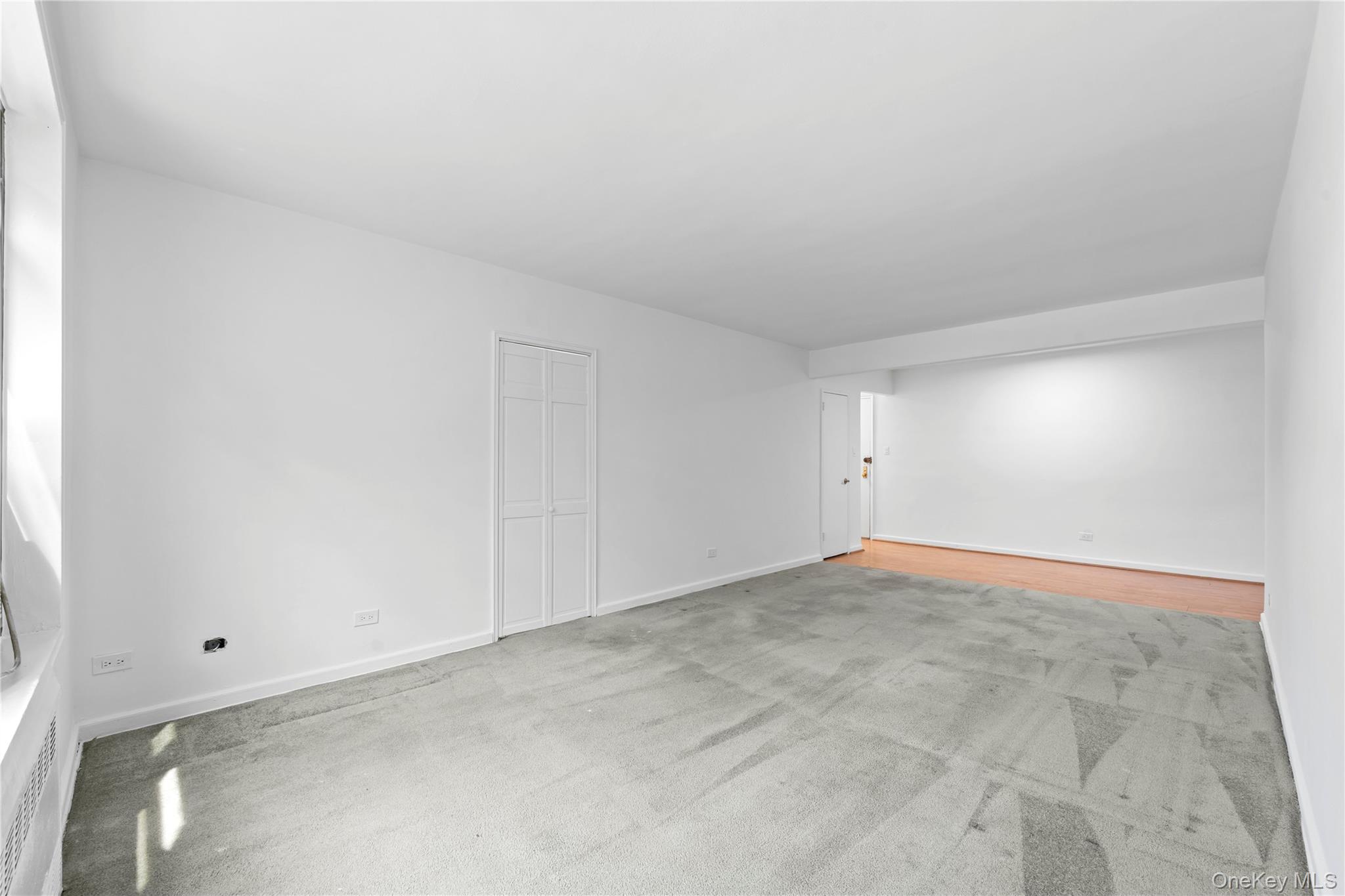 84-01 Main Street 325 Property Photo 4