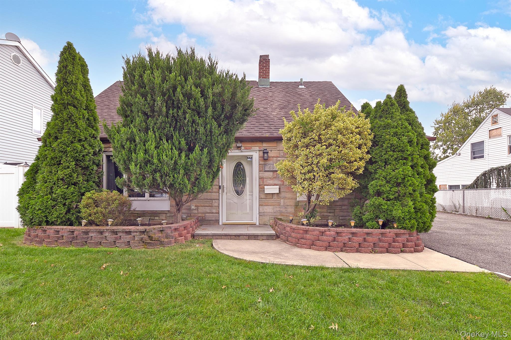 69 Slate Lane Property Photo 1