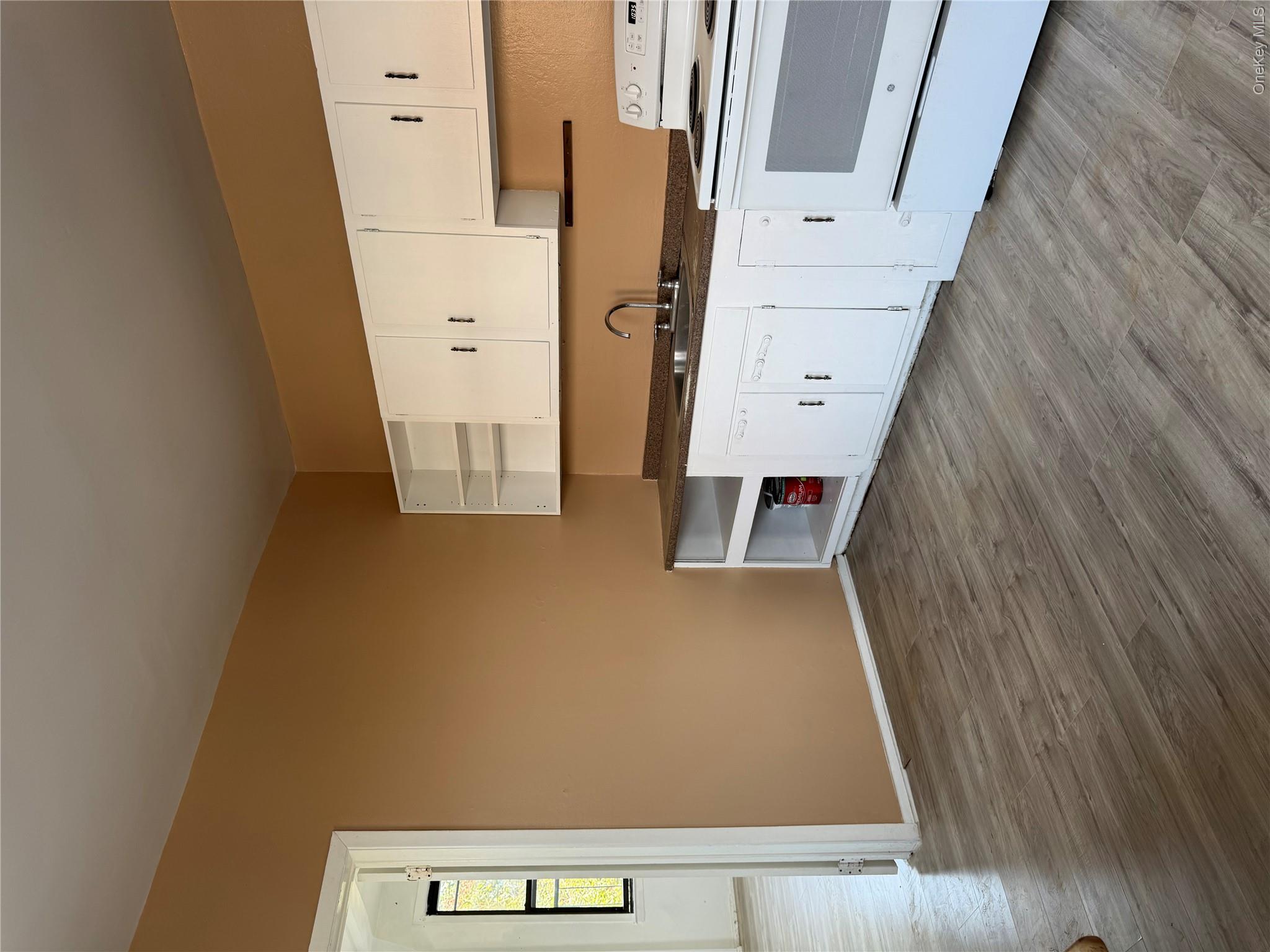 27 1st Street 3 Property Photo 5