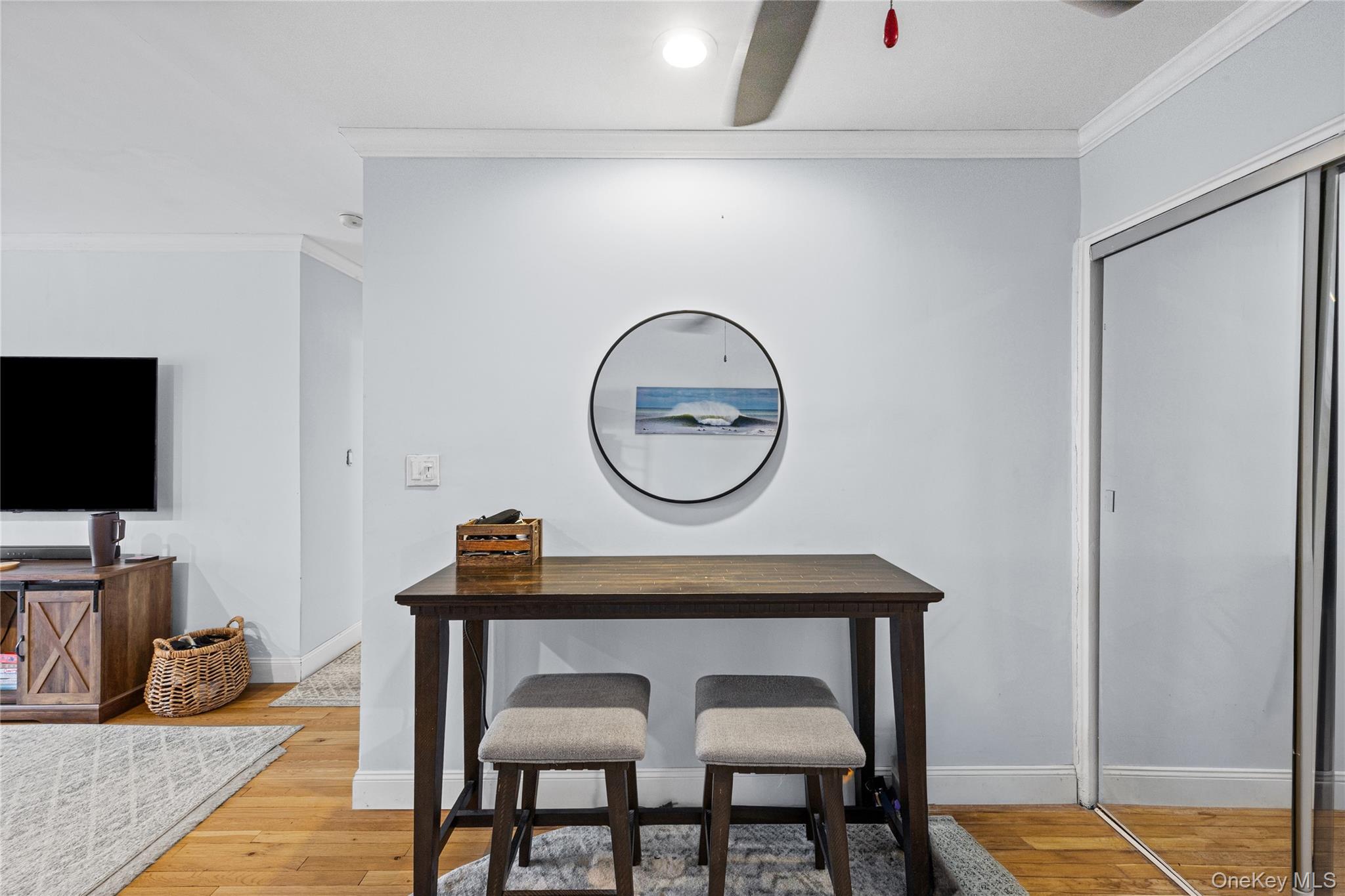 1 E Broadway 3d Property Photo 11