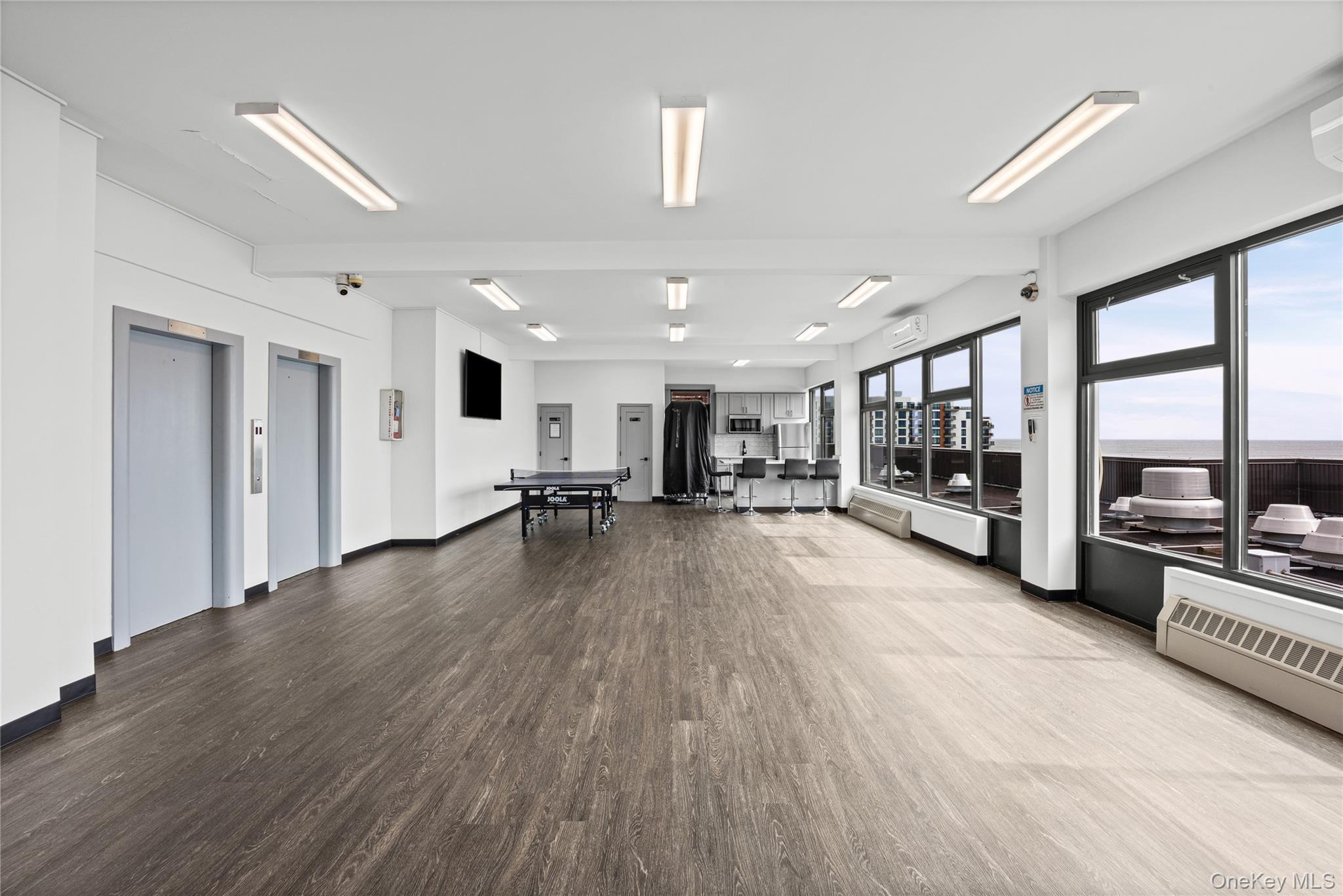 1 E Broadway 3d Property Photo 33