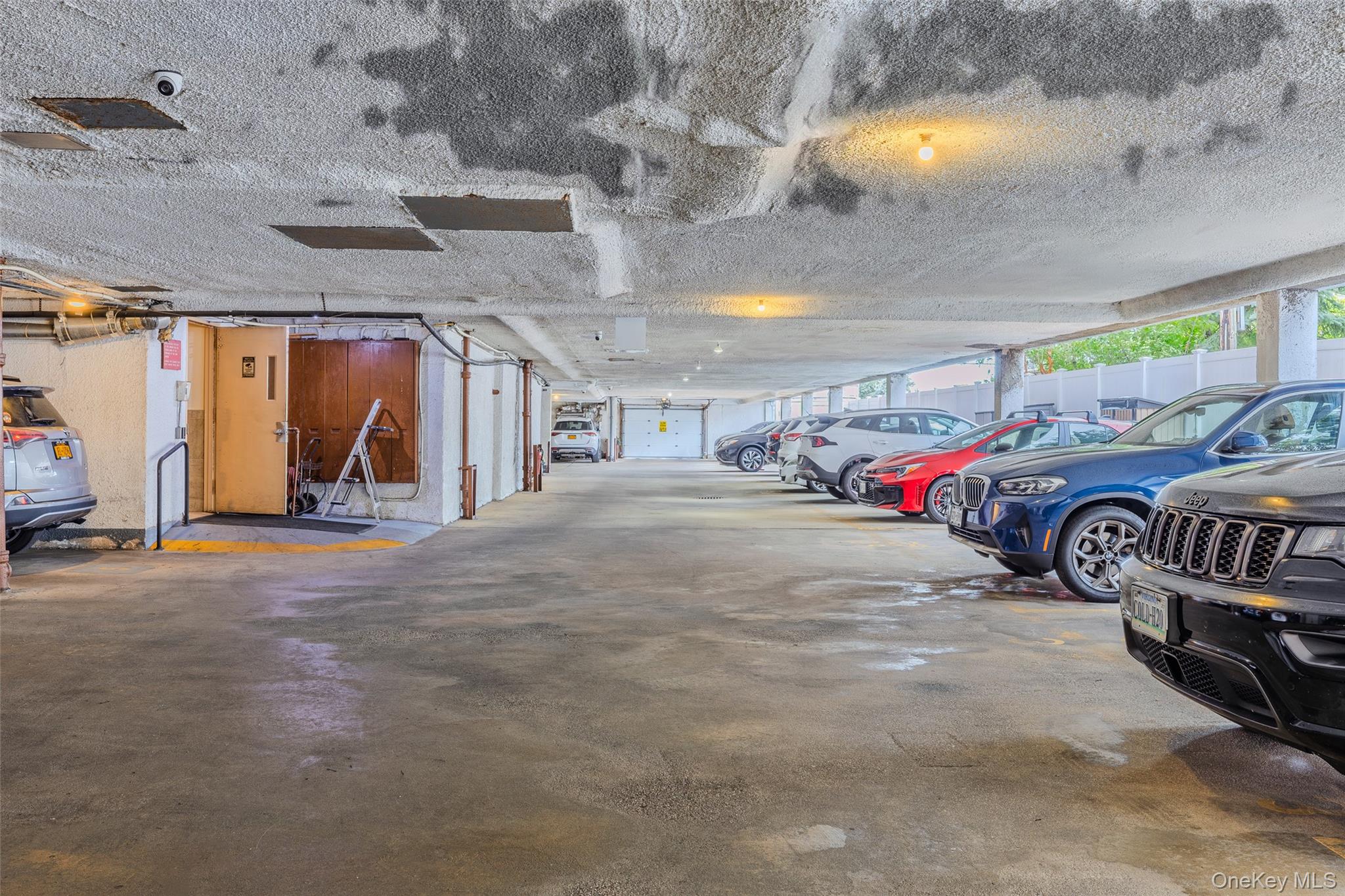 1 E Broadway 3d Property Photo 38