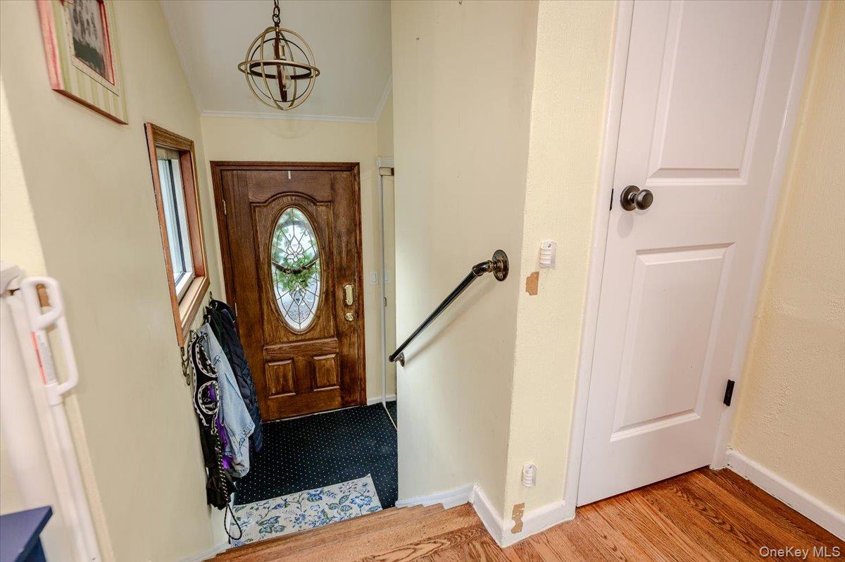 91 Flower Road Property Photo 2