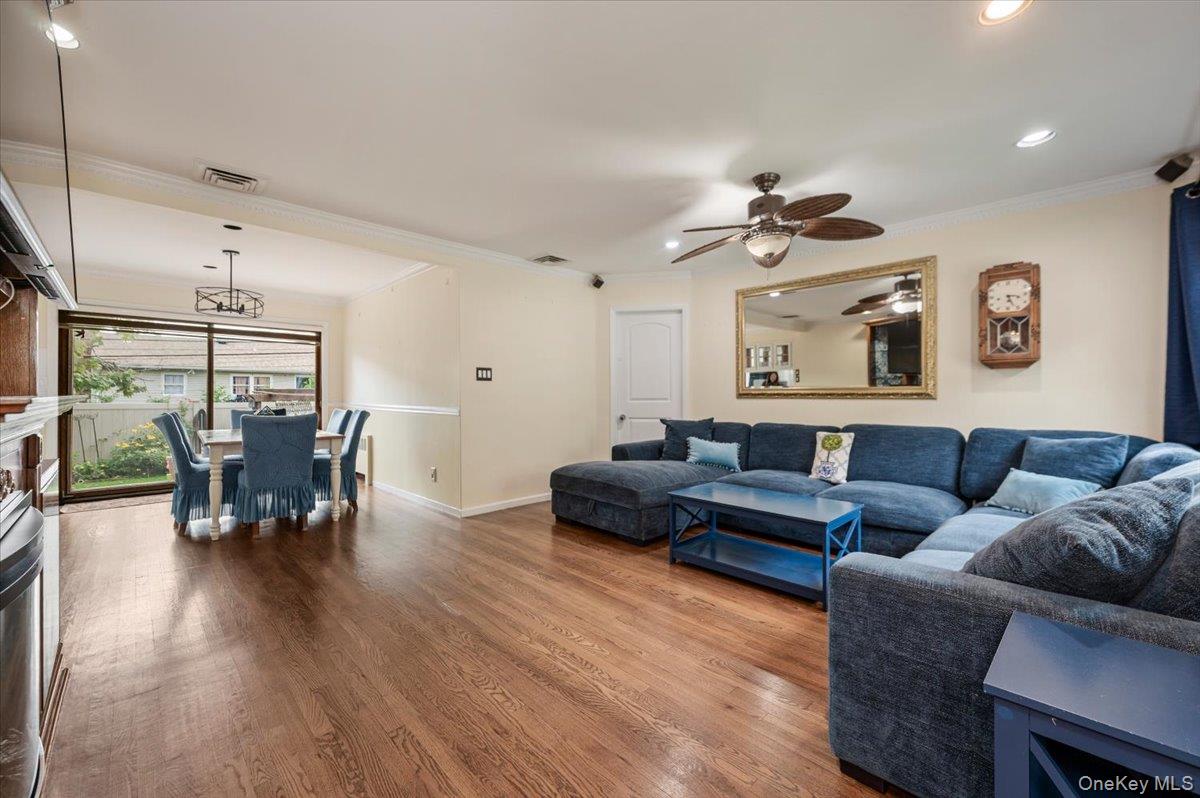 91 Flower Road Property Photo 4