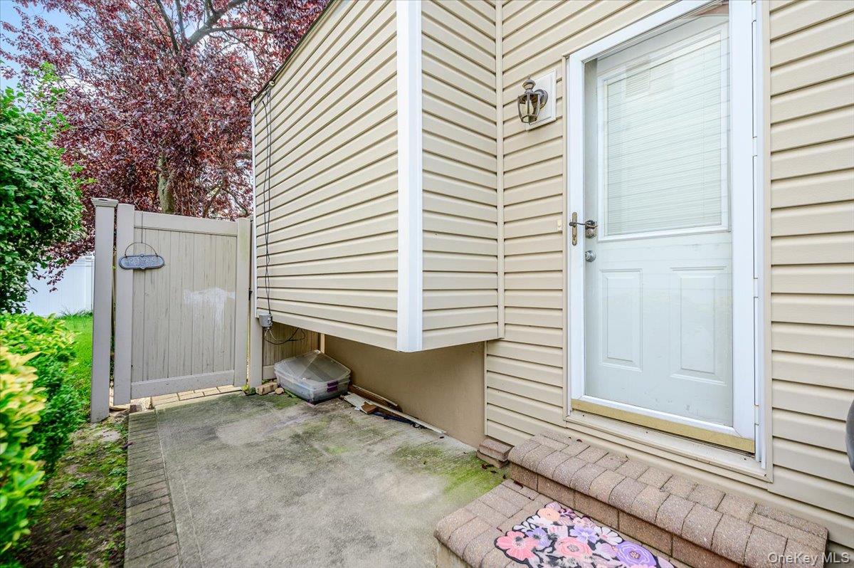 91 Flower Road Property Photo 27