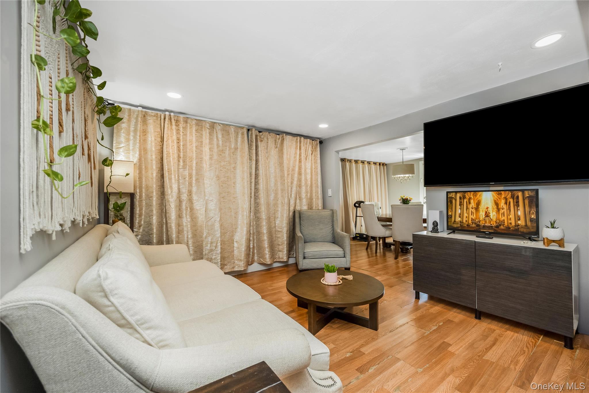 10 Brightside Avenue Property Photo 5