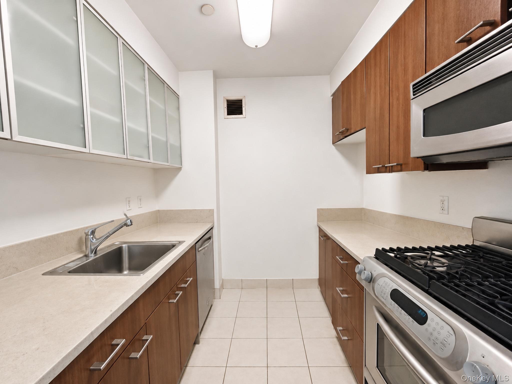 215 E 96th Street 30k Property Photo 11