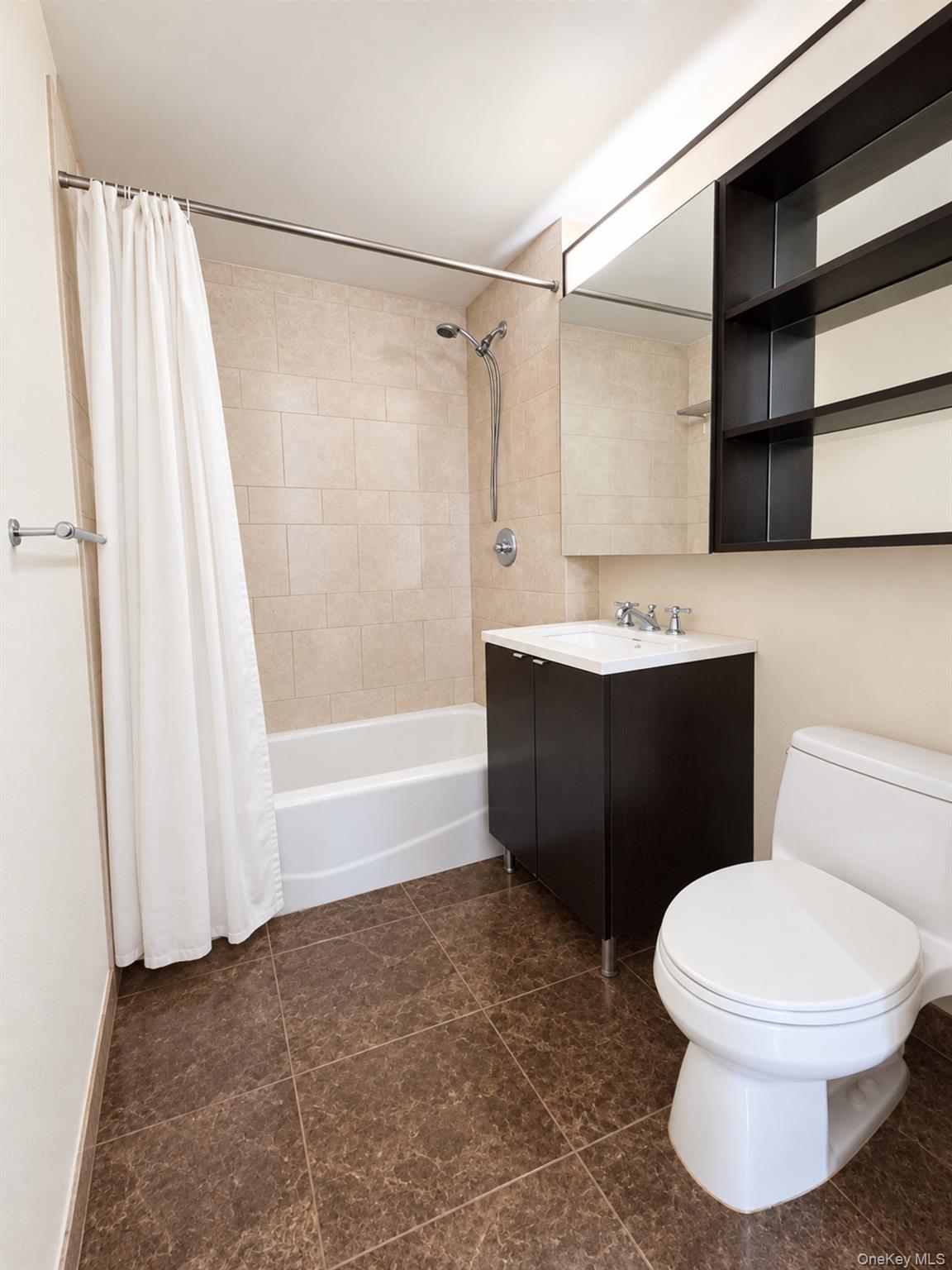 215 E 96th Street 30k Property Photo 13