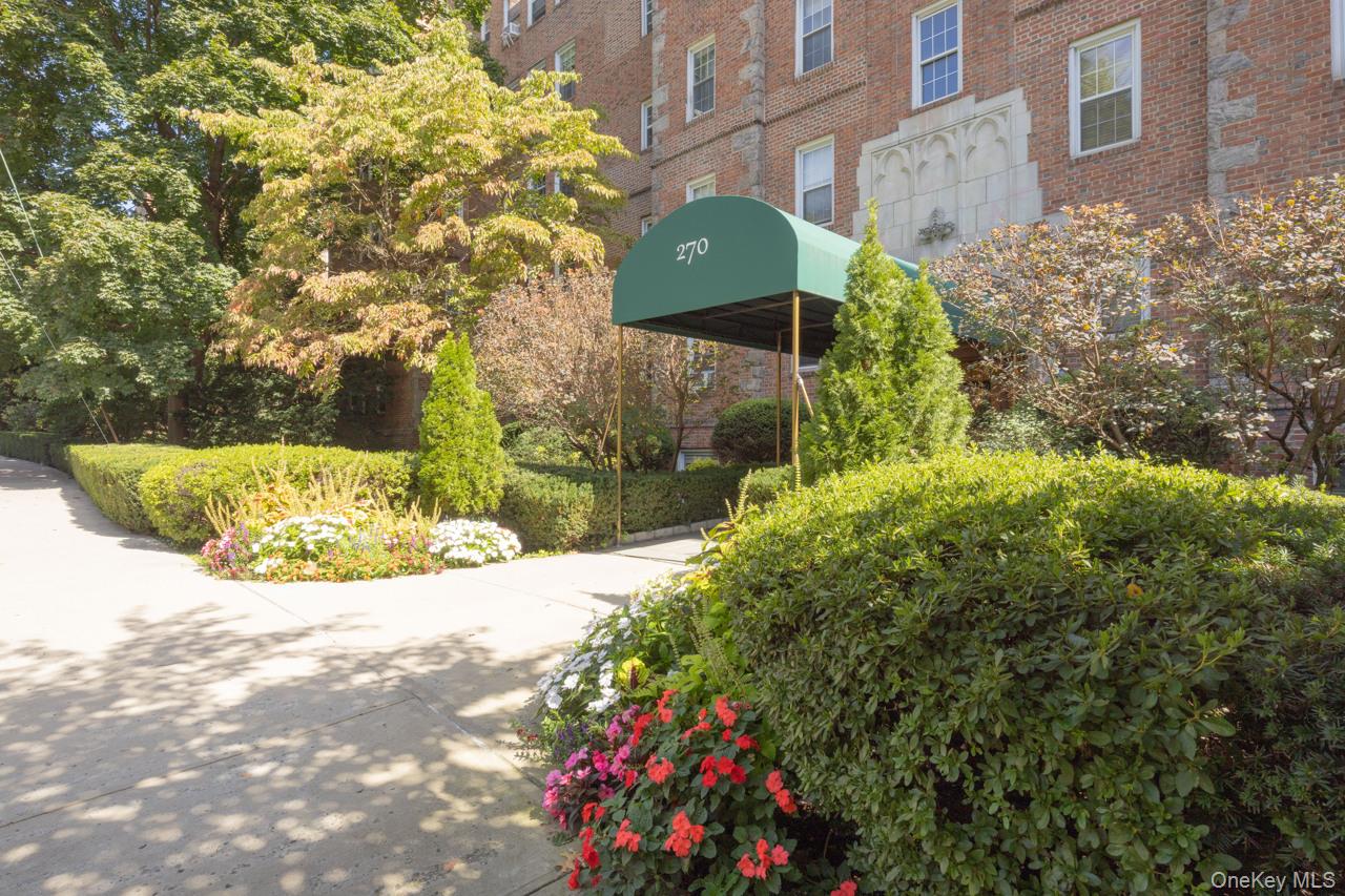 270 Bronxville Road A51 Property Photo 4