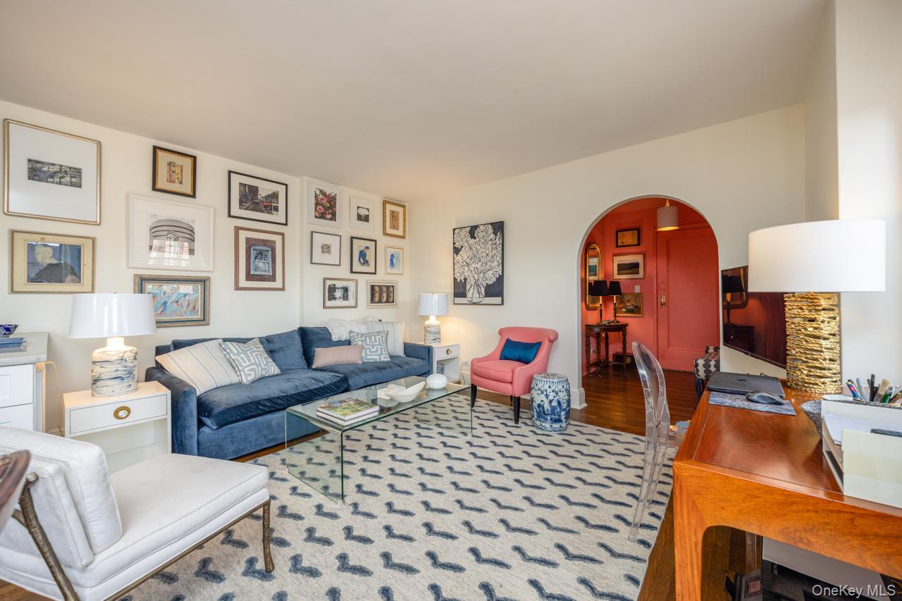 270 Bronxville Road A51 Property Photo 7