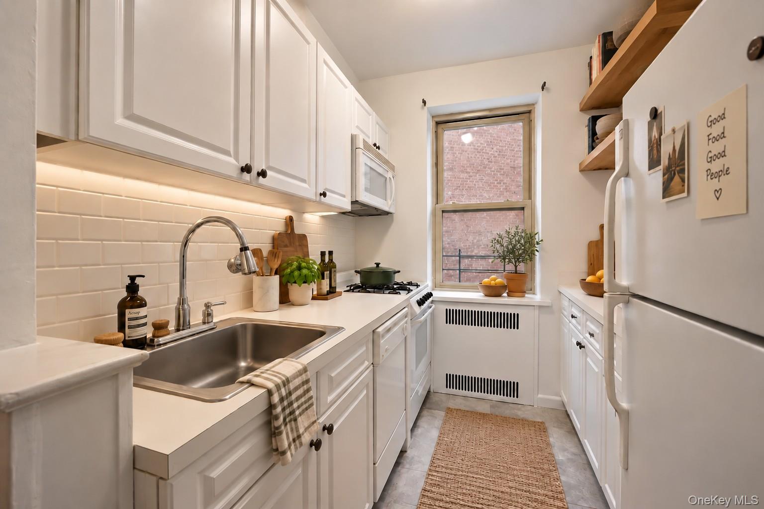 2190 Boston Road E Property Photo 5