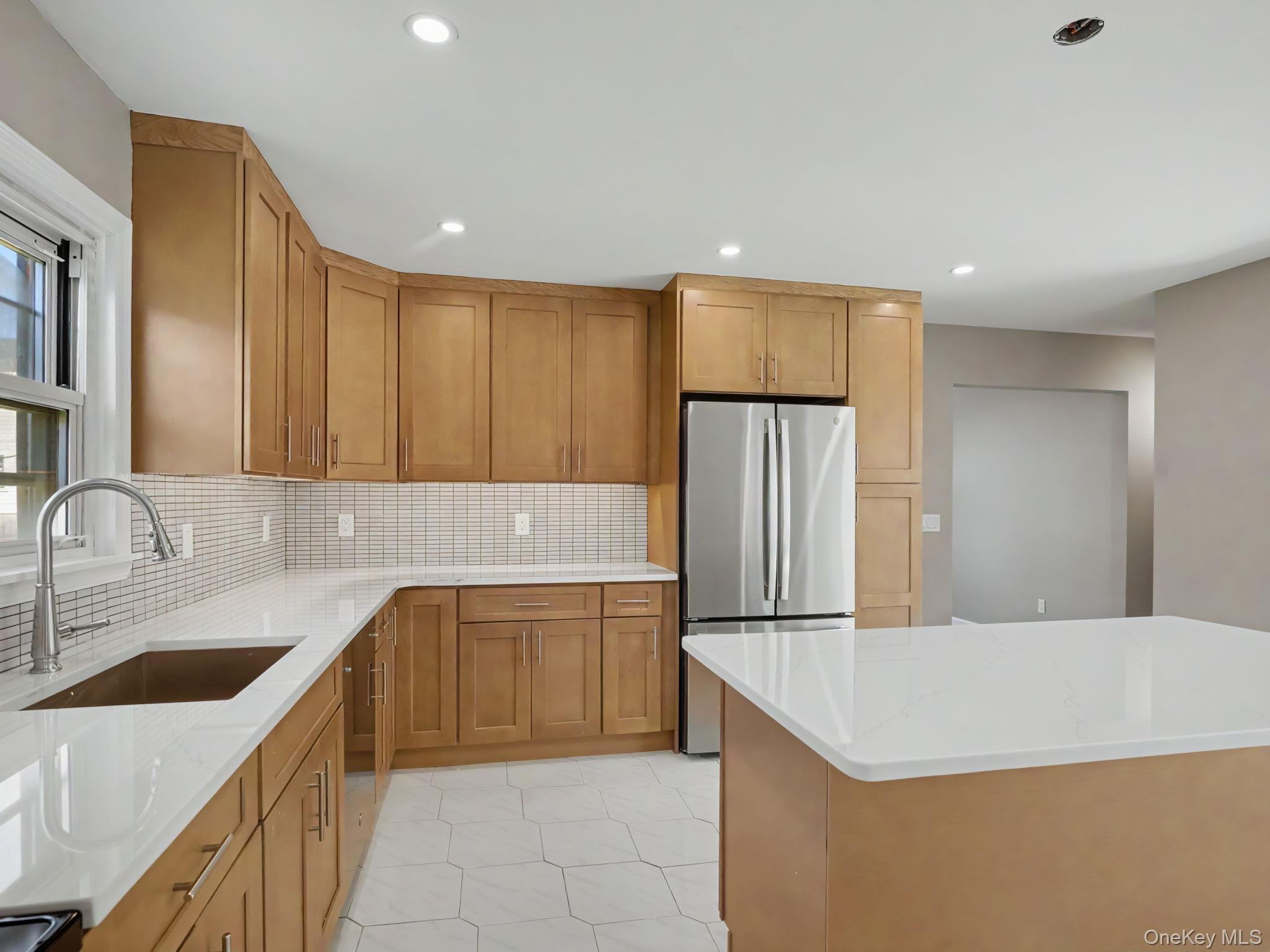 3 Livingston Street Property Photo 6