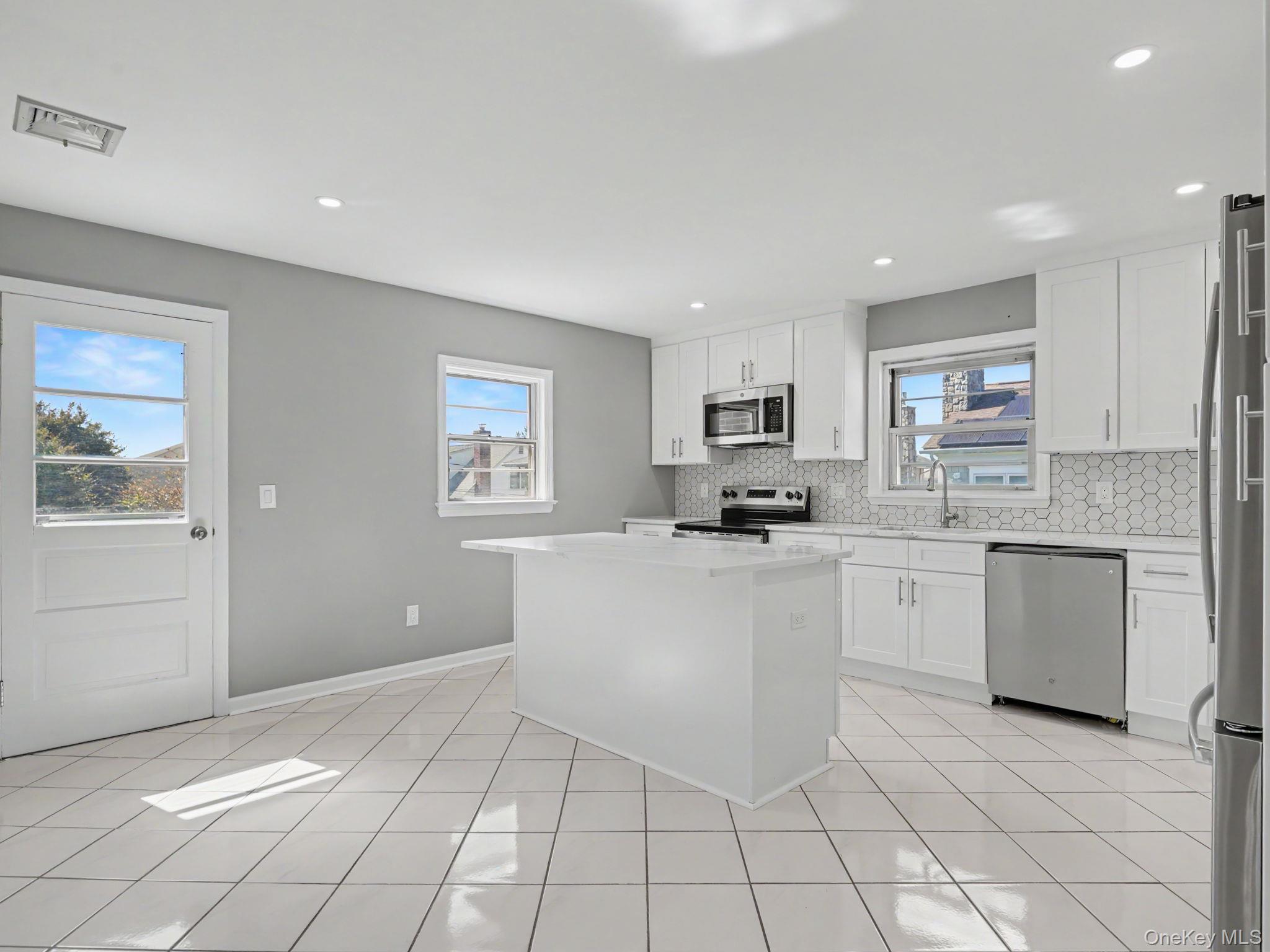 3 Livingston Street Property Photo 16